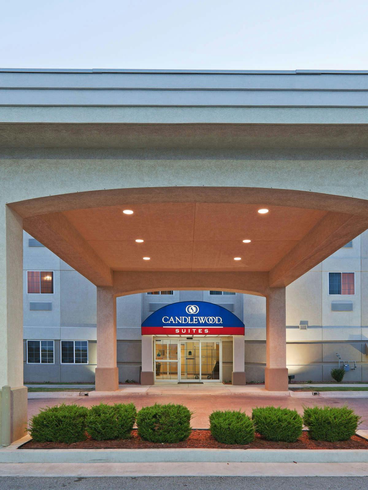 Hotel Candlewood Suites Oklahoma City Moore photo 5