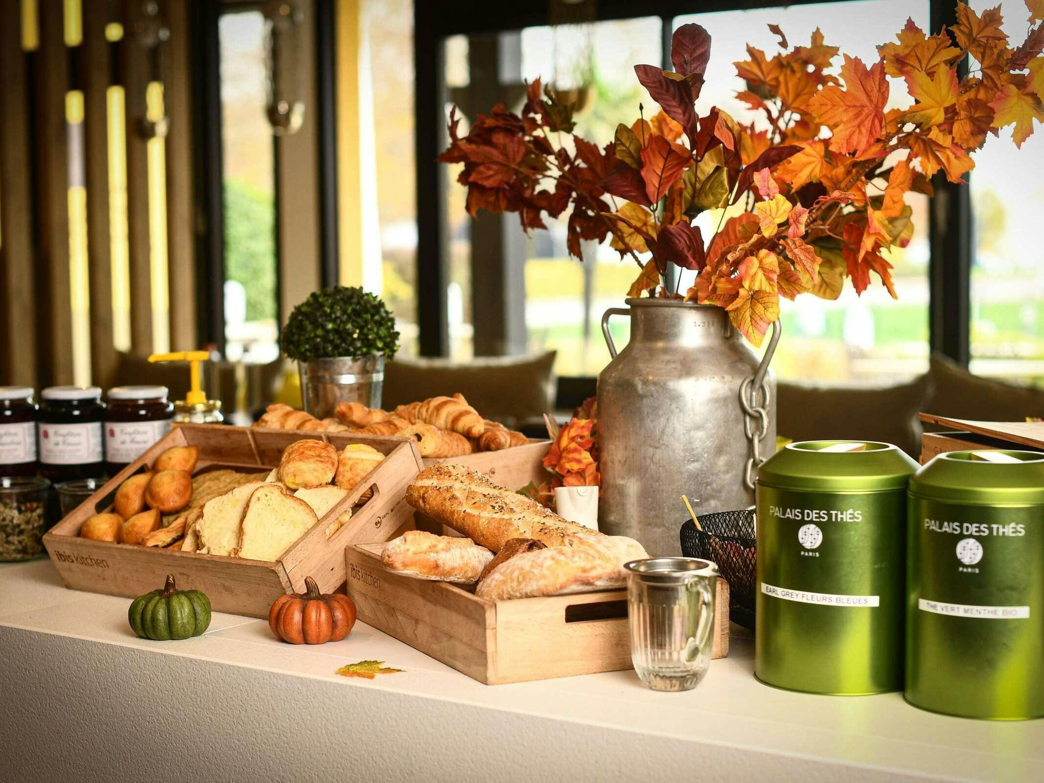 Hotel Ibis Beaune La Ferme Aux Vins photo 1