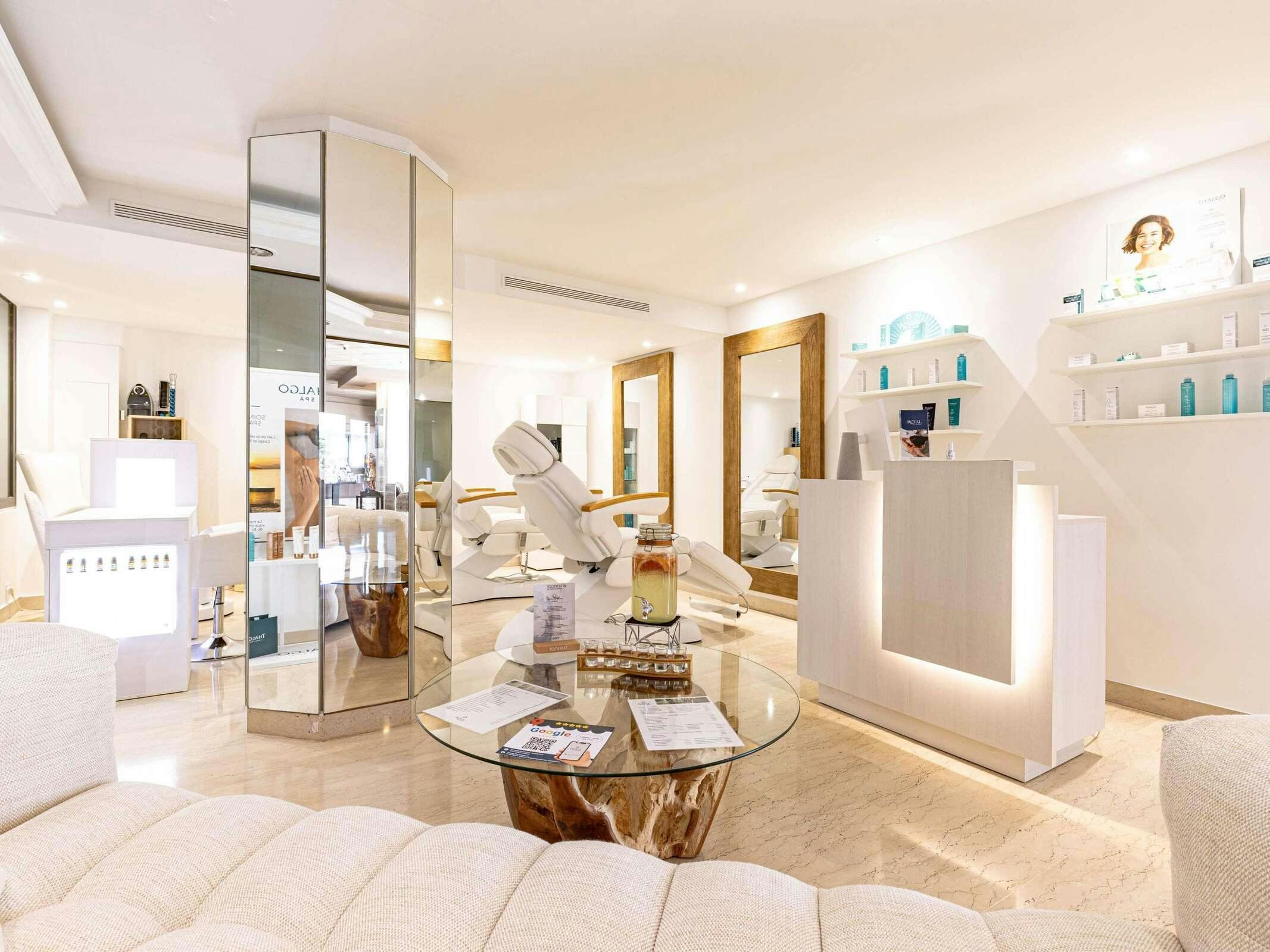 Hotel Pullman Cannes Mandelieu Royal Casino photo 3