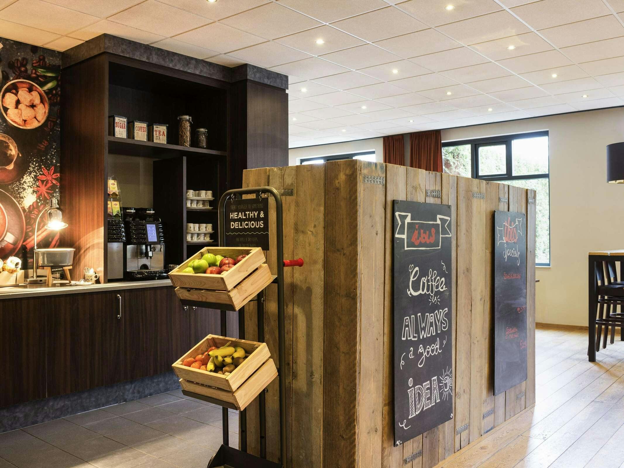 Hotel Ibis Rotterdam Vlaardingen photo 2