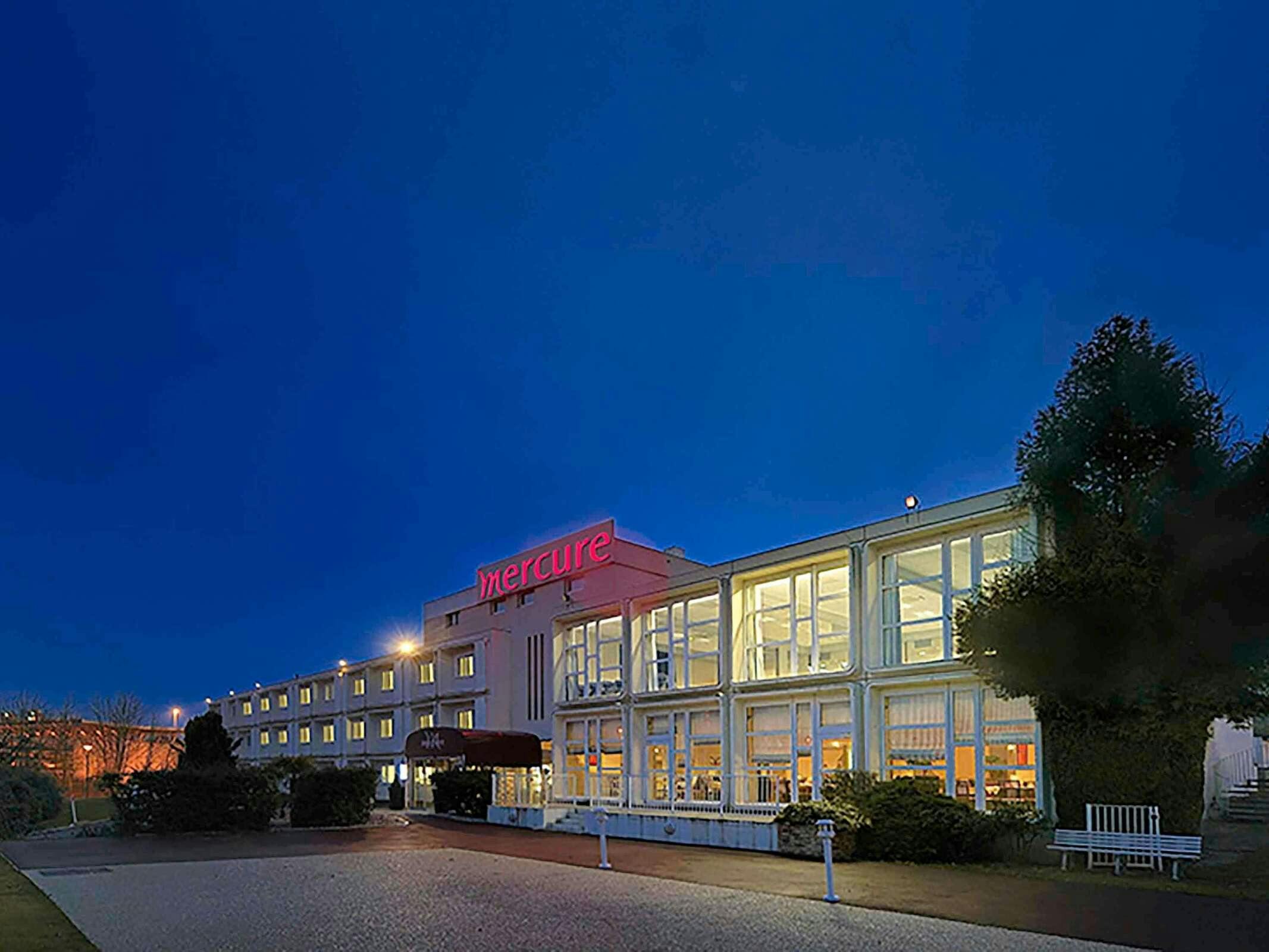 Hotel Hôtel Mercure Rouen Val De Reuil photo 2