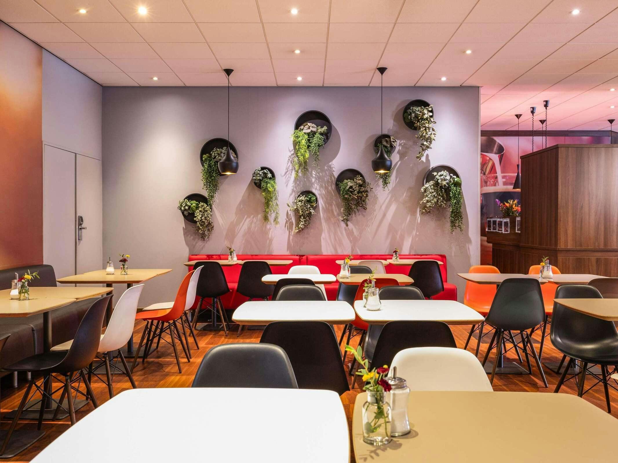 Hotel Ibis Gent Centrum Opera photo 2