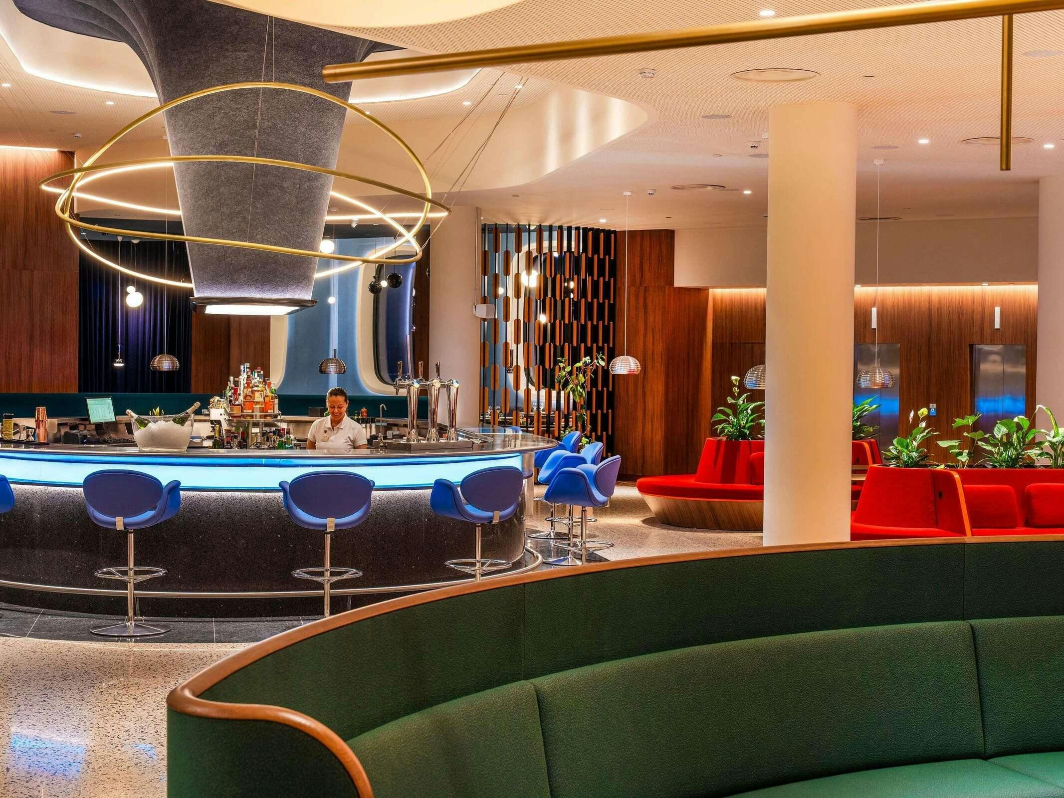 Hotel Novotel Madrid Campo De Las Naciones photo 2