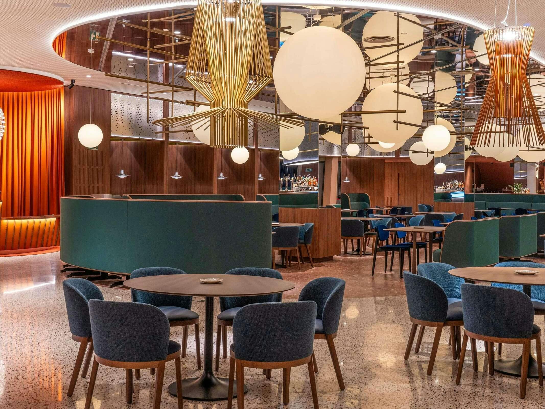 Hotel Novotel Madrid Campo De Las Naciones photo 4