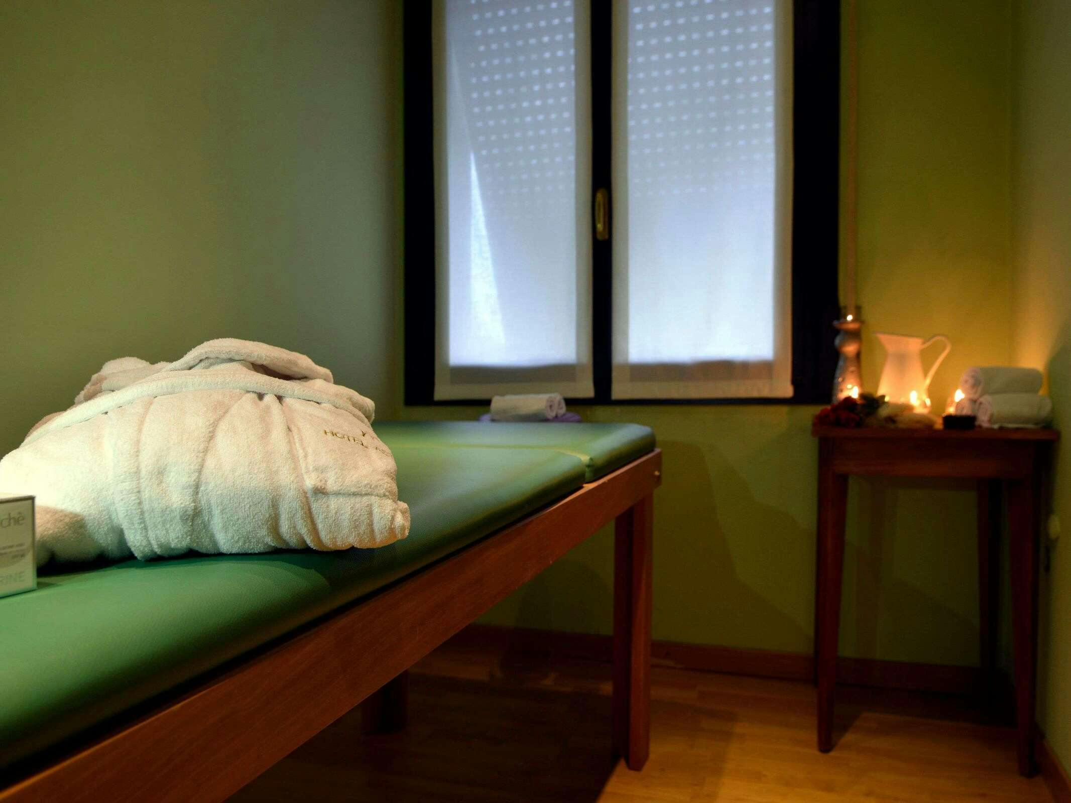 Hotel Mercure Reggio Emilia Centro Astoria photo 1