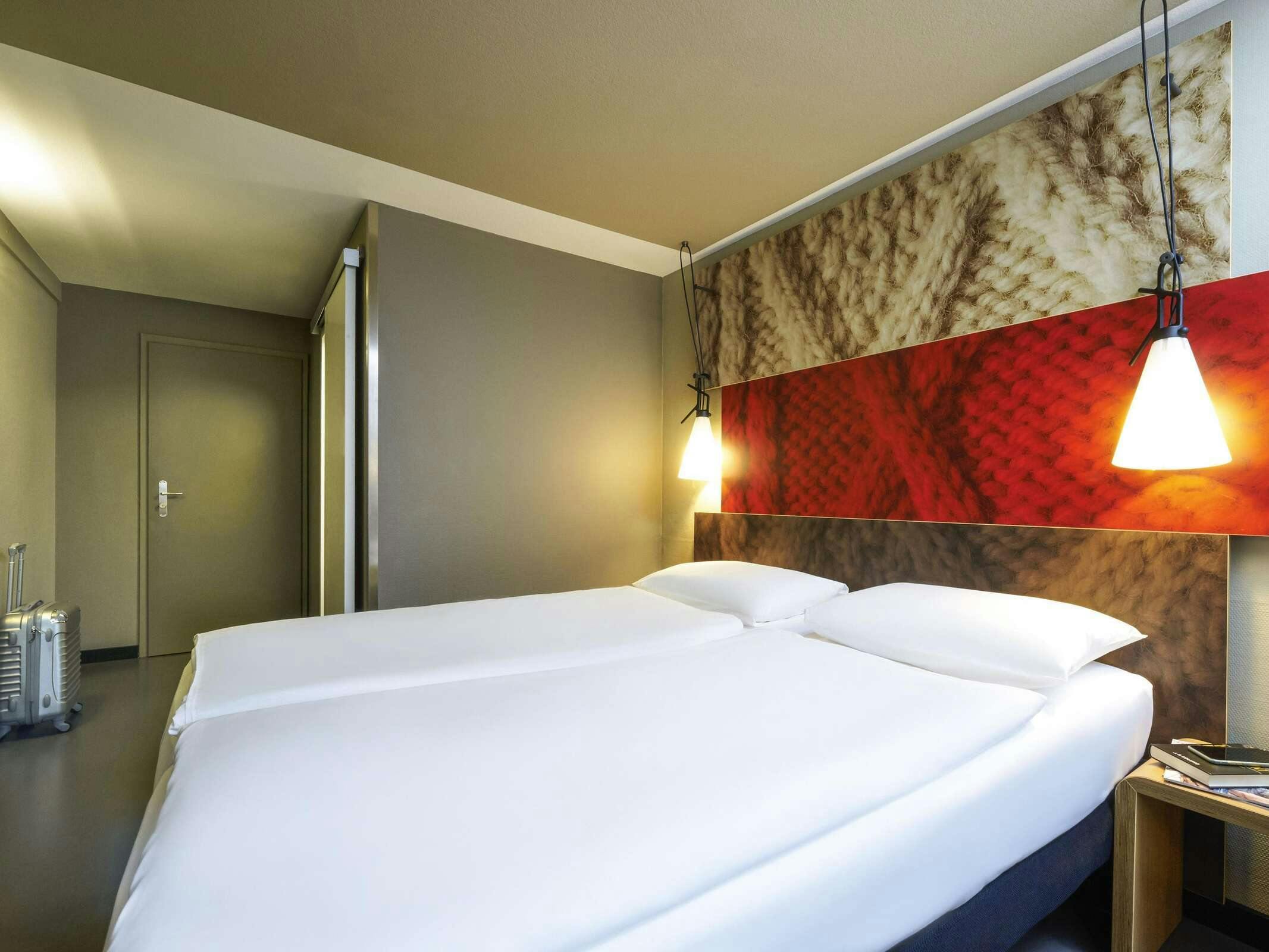Hotel Ibis Zurich Adliswil photo 4