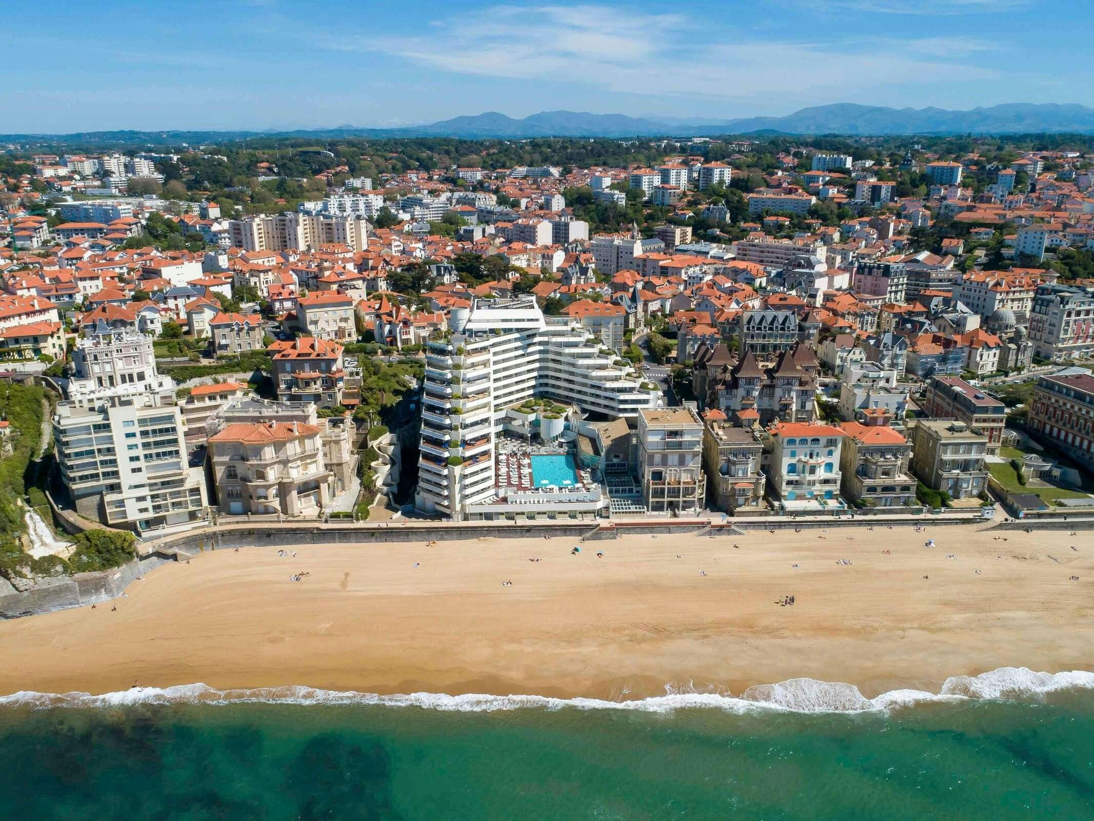 Hotel Sofitel Biarritz Le Miramar Thalassa Sea & Spa photo 3