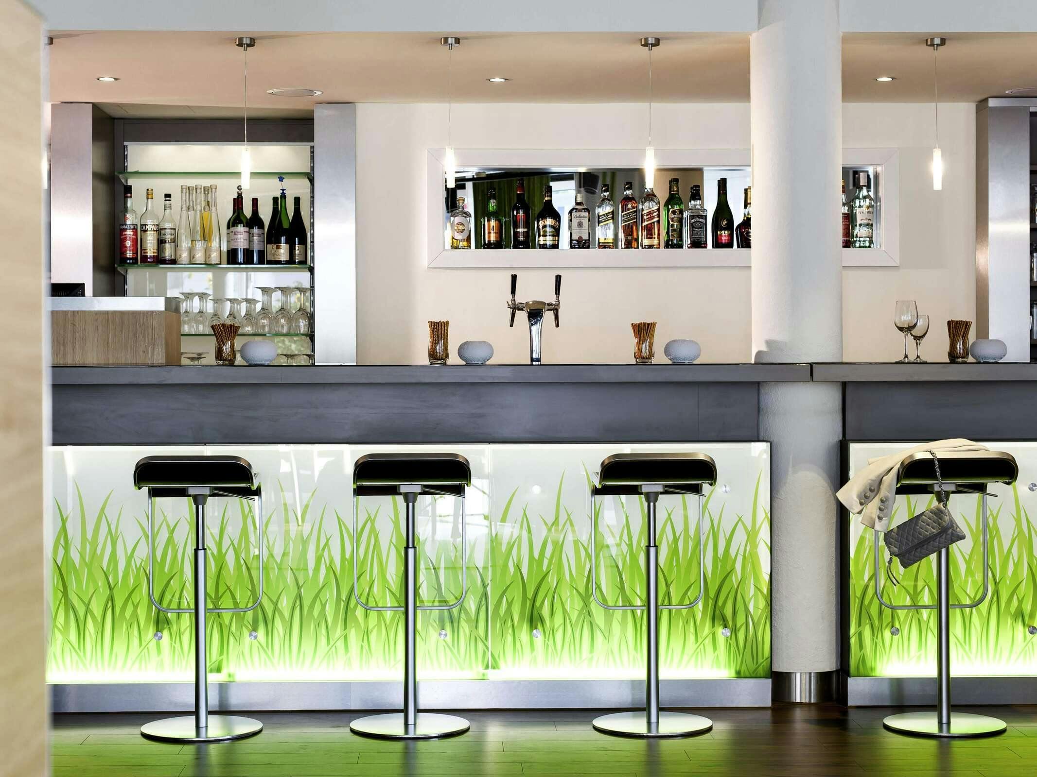 Hotel ibis Berlin Dreilinden photo 2
