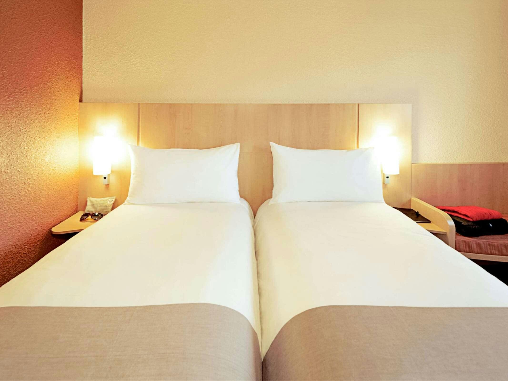 Hotel Ibis Brussels Expo Atomium photo 1