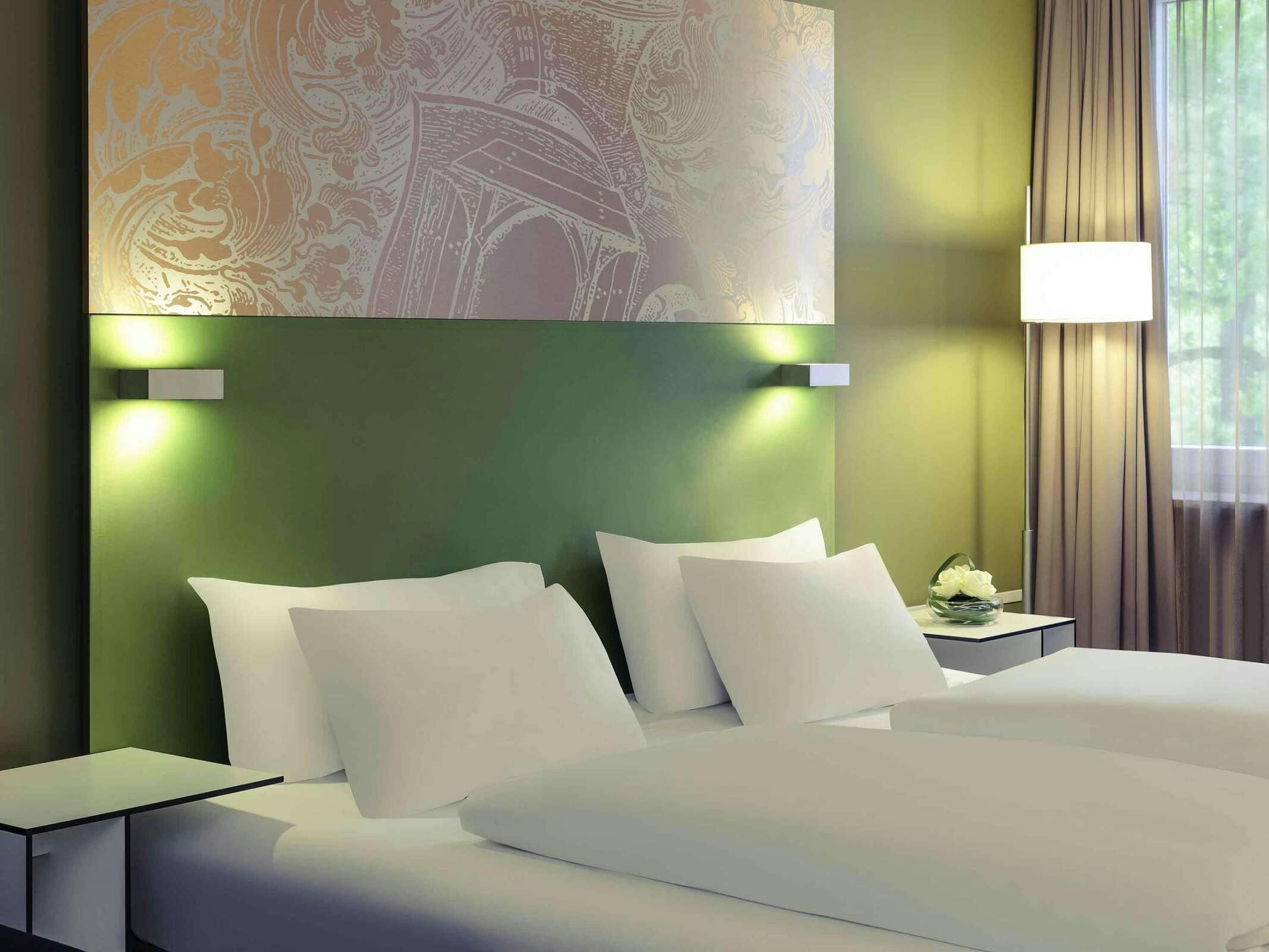 Hotel Congress Hotel Mercure Nuernberg An Der Messe photo 5