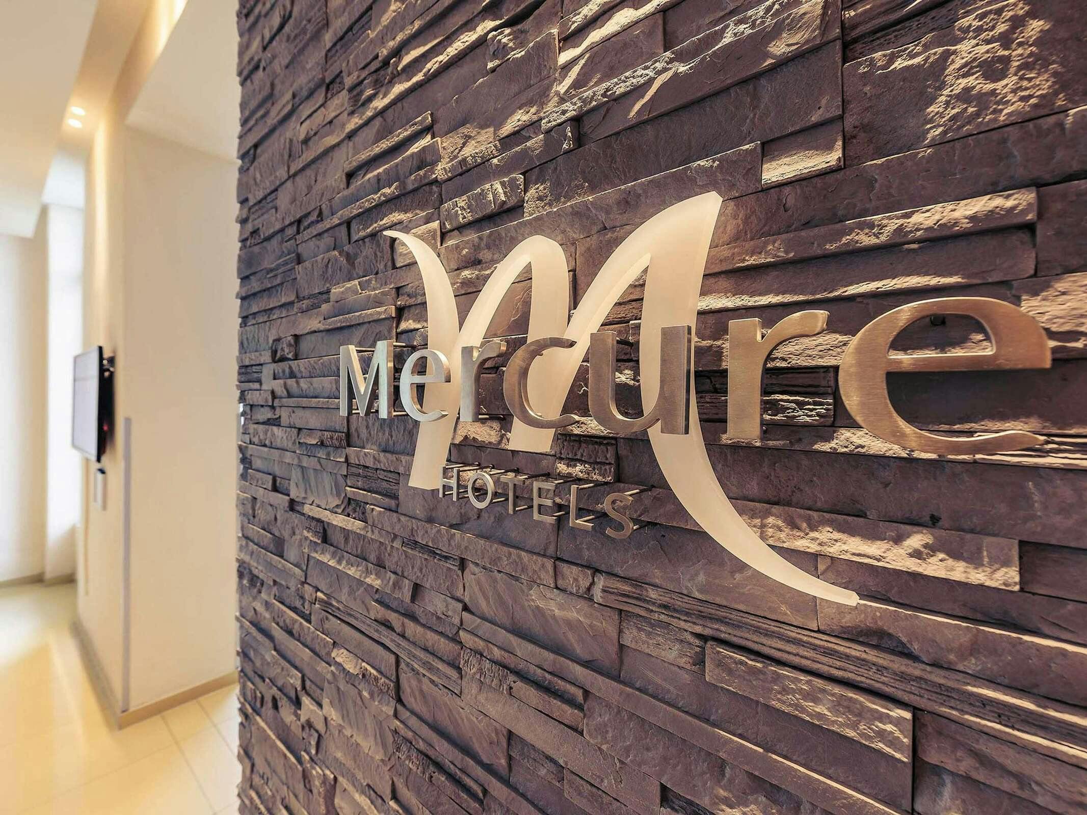 Hotel Mercure Hotel Stuttgart Sindelfingen An Der Messe photo 1