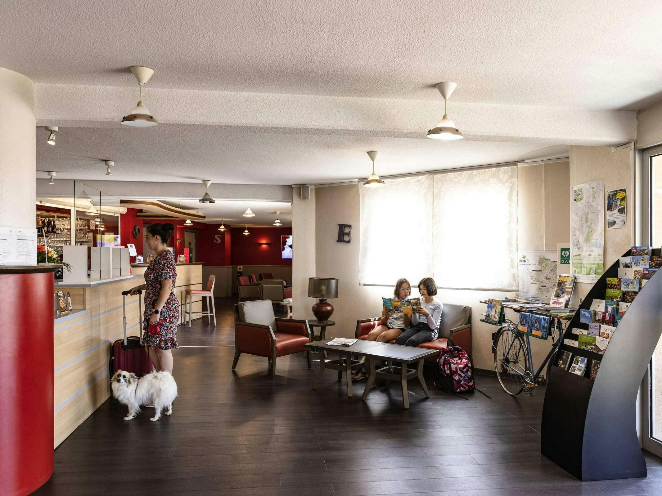 Hotel Ibis Autun photo 4