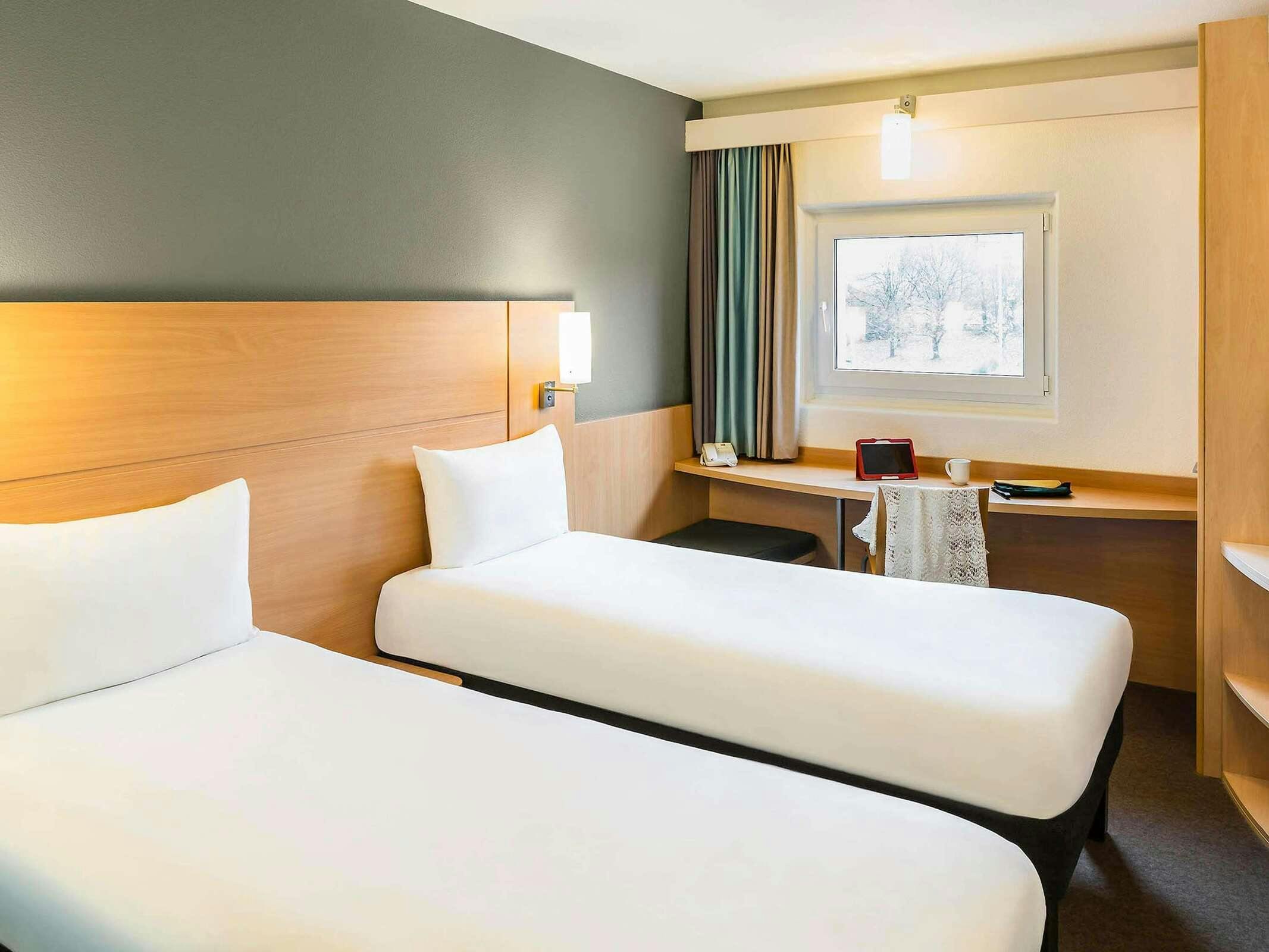Hotel Ibis Leeds Centre Marlborough Street photo 4
