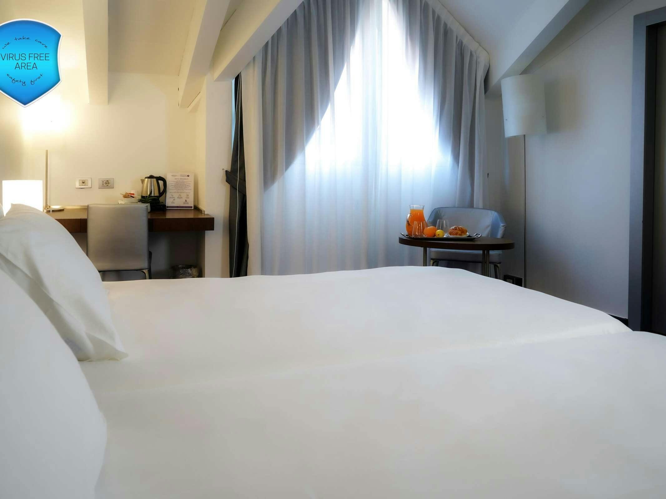 Hotel Mercure Bergamo Centro Palazzo Dolci photo 4
