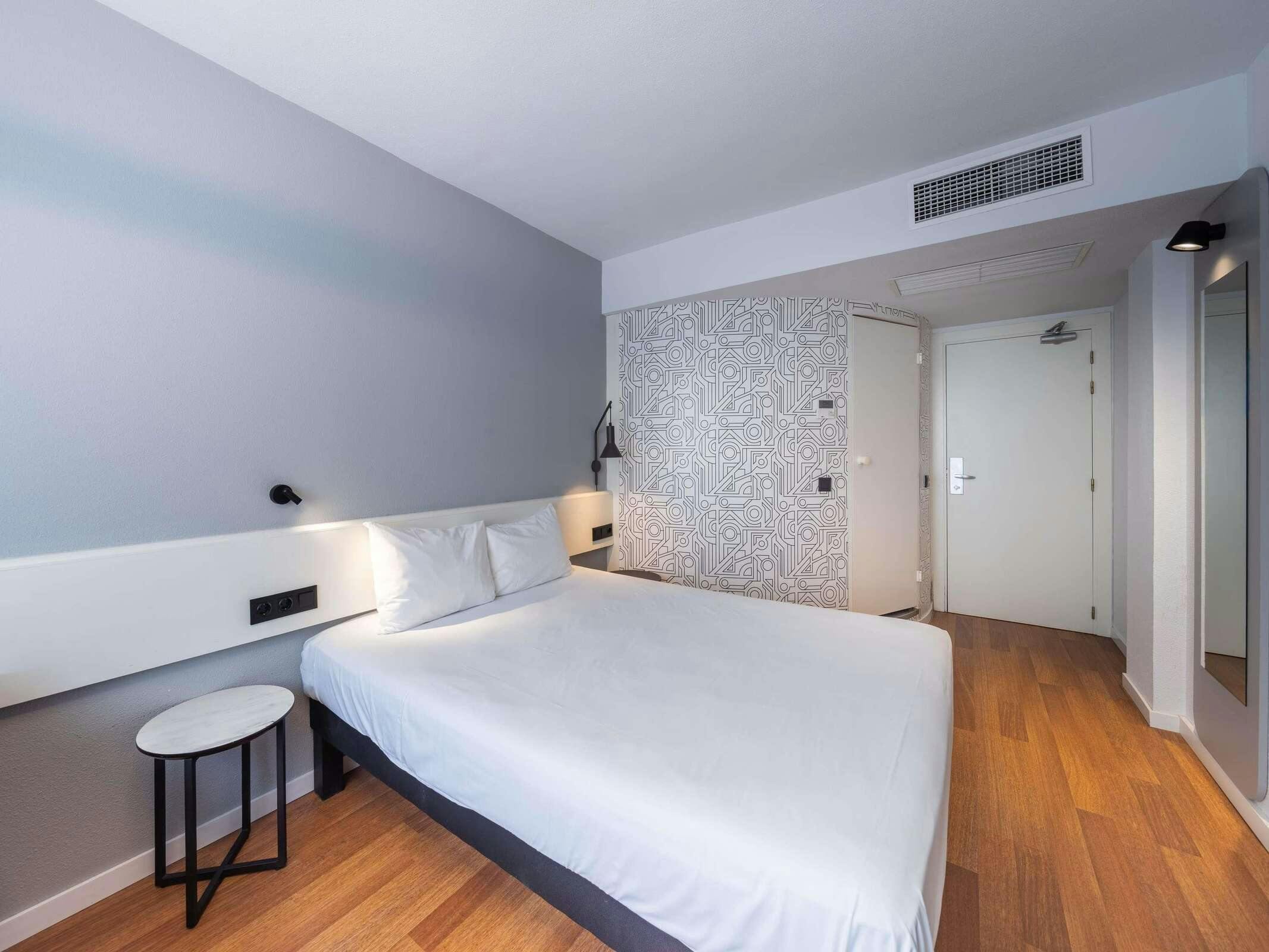 Hotel Ibis Murcia photo 4