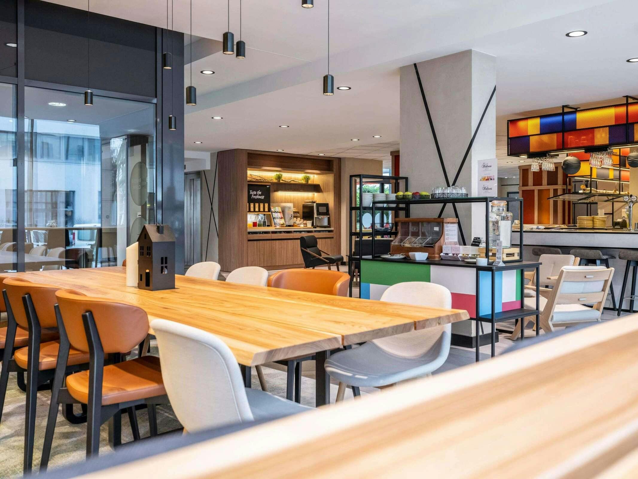 Hotel Novotel Suites Wien City photo 2