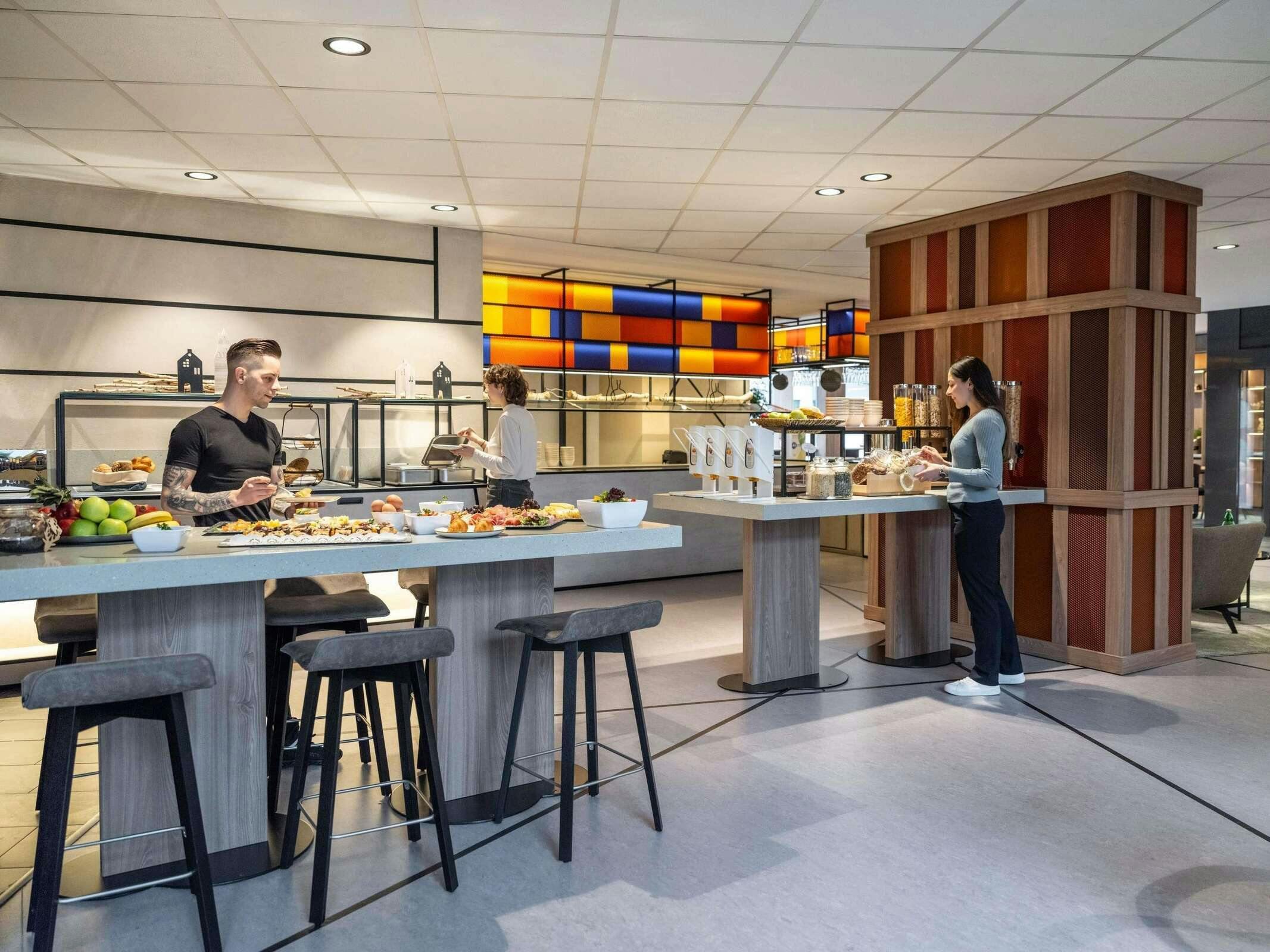 Hotel Novotel Suites Wien City photo 3