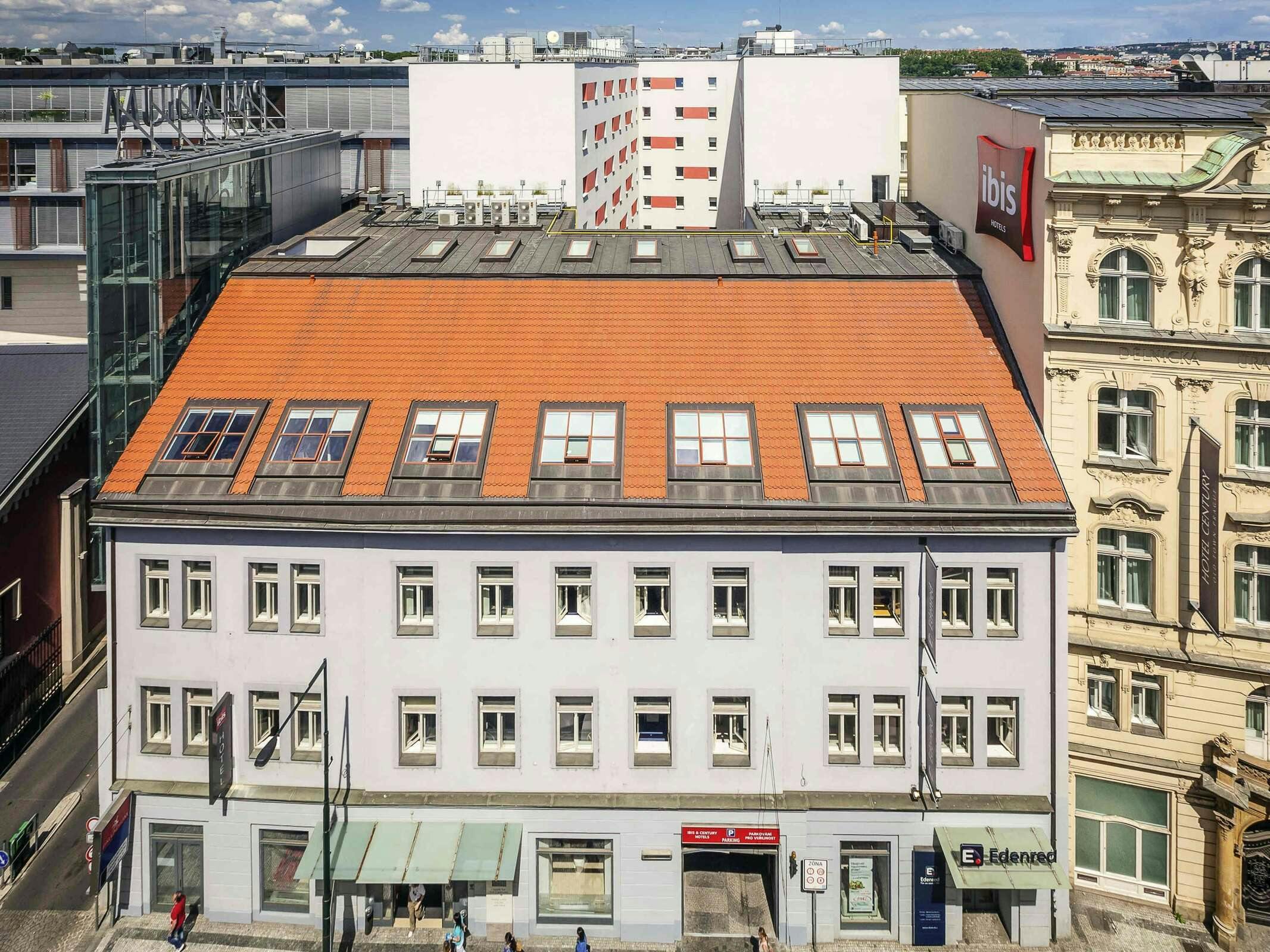 Hotel Ibis Praha Old Town photo 1