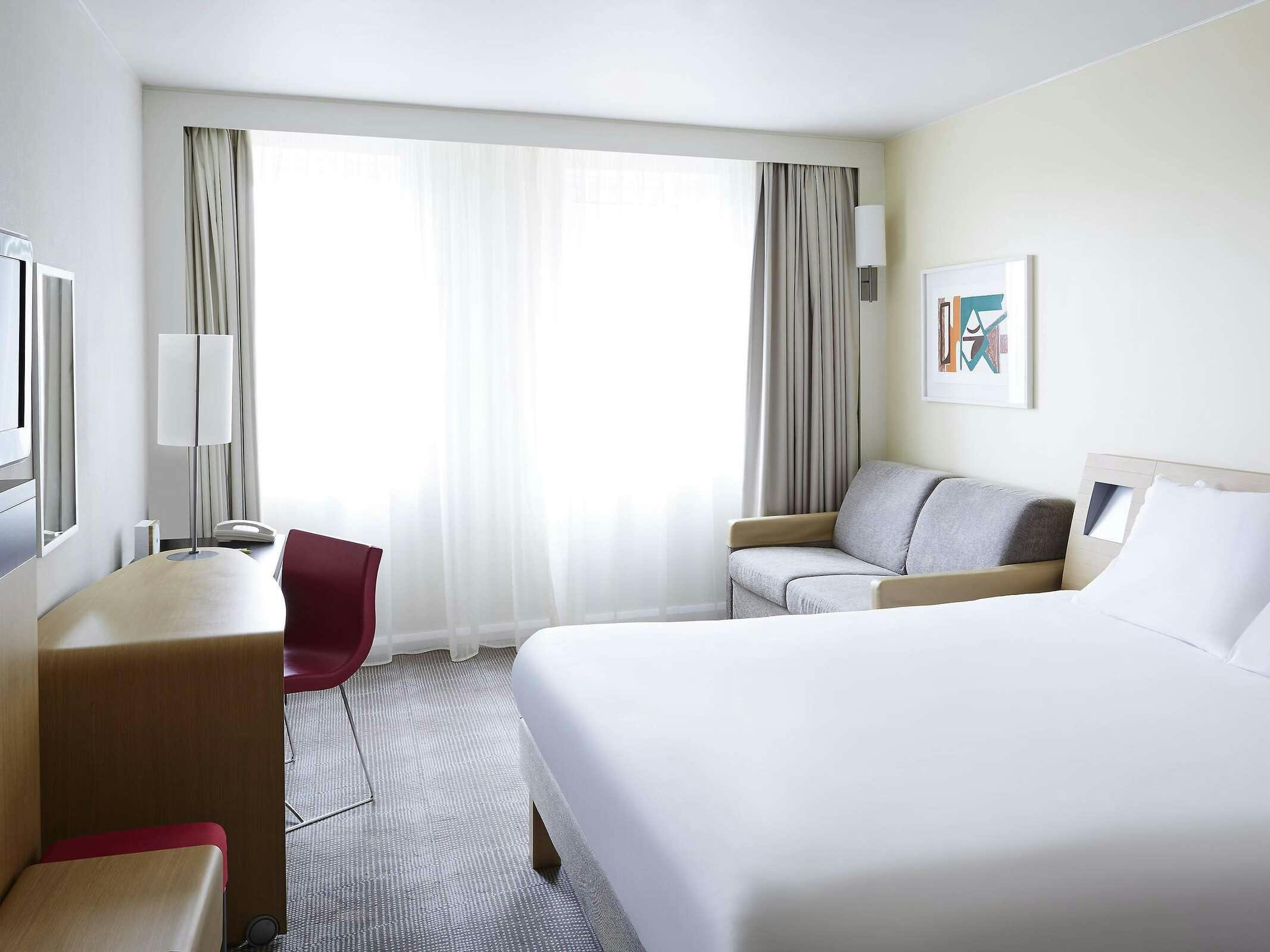 Hotel Novotel Liverpool Centre photo 2