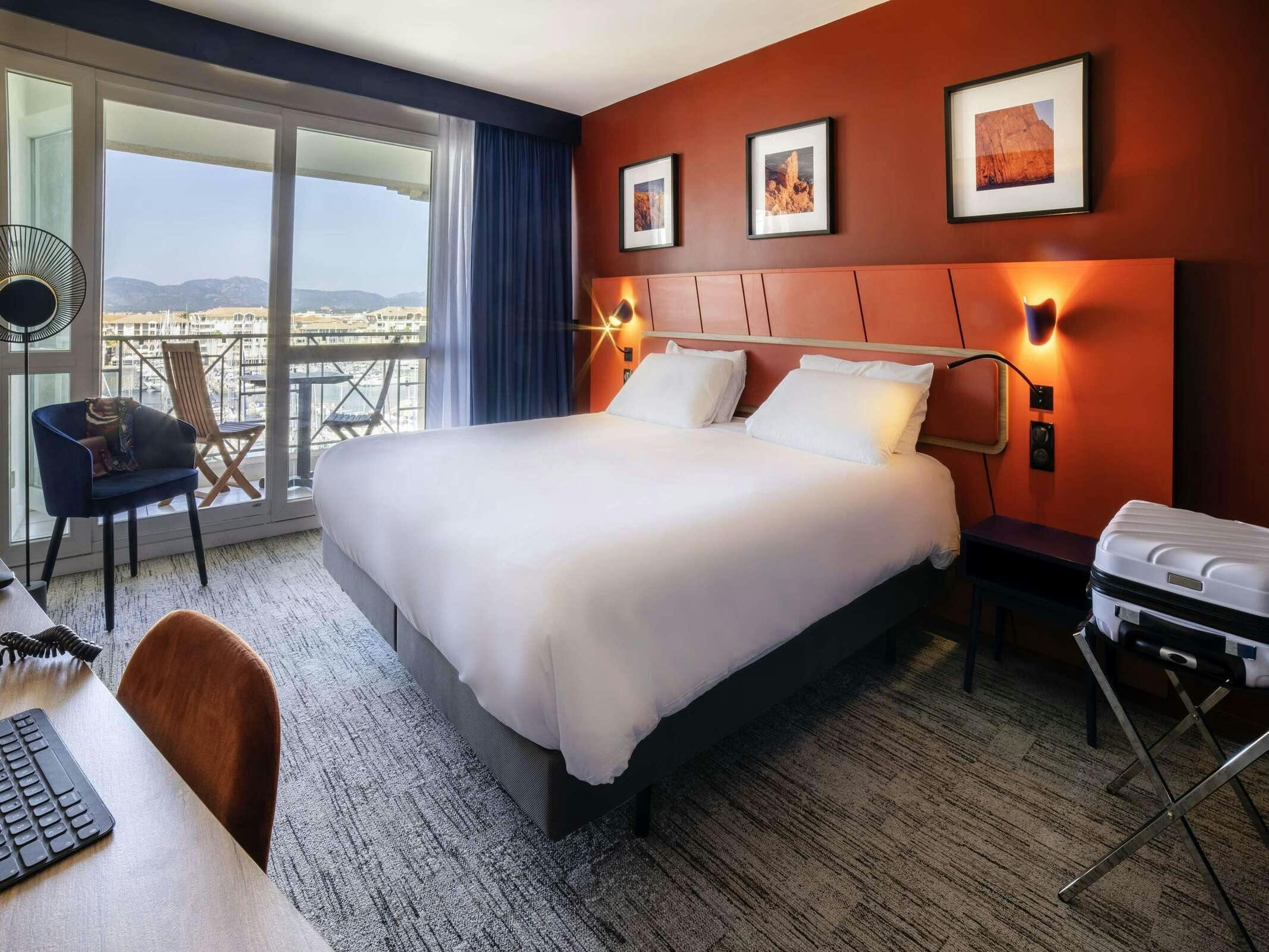 Hotel Mercure Thalassa Port Fréjus photo 4