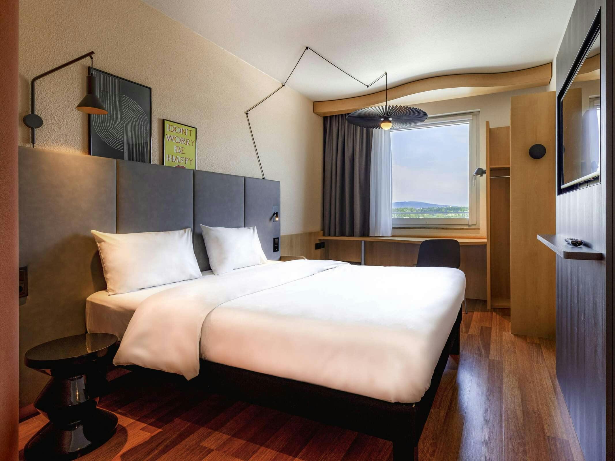 Hotel Ibis Friedrichshafen Airport Messe photo 2