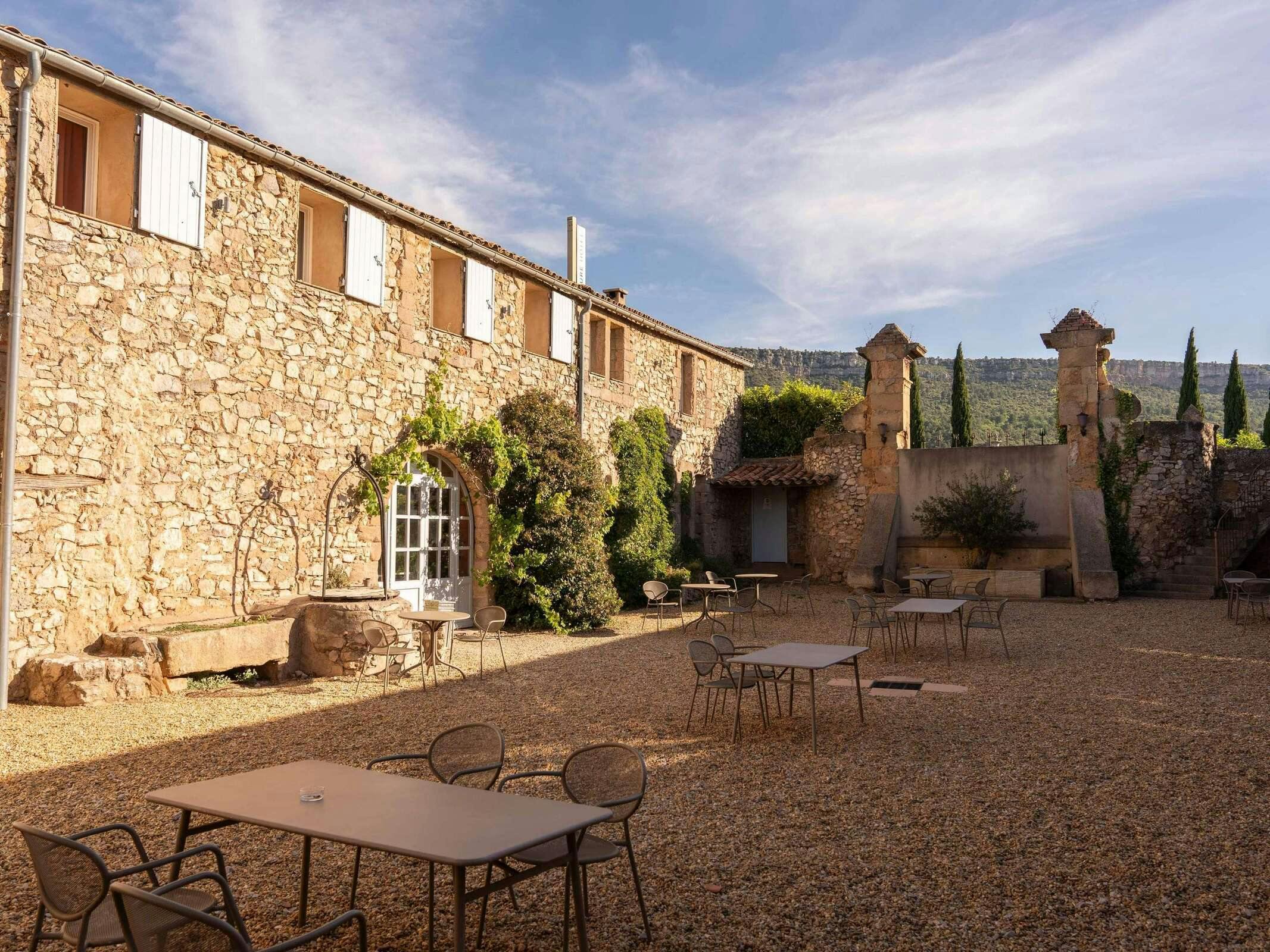 Hotel Hôtel Mercure Aix En Provence Sainte Victoire photo 4