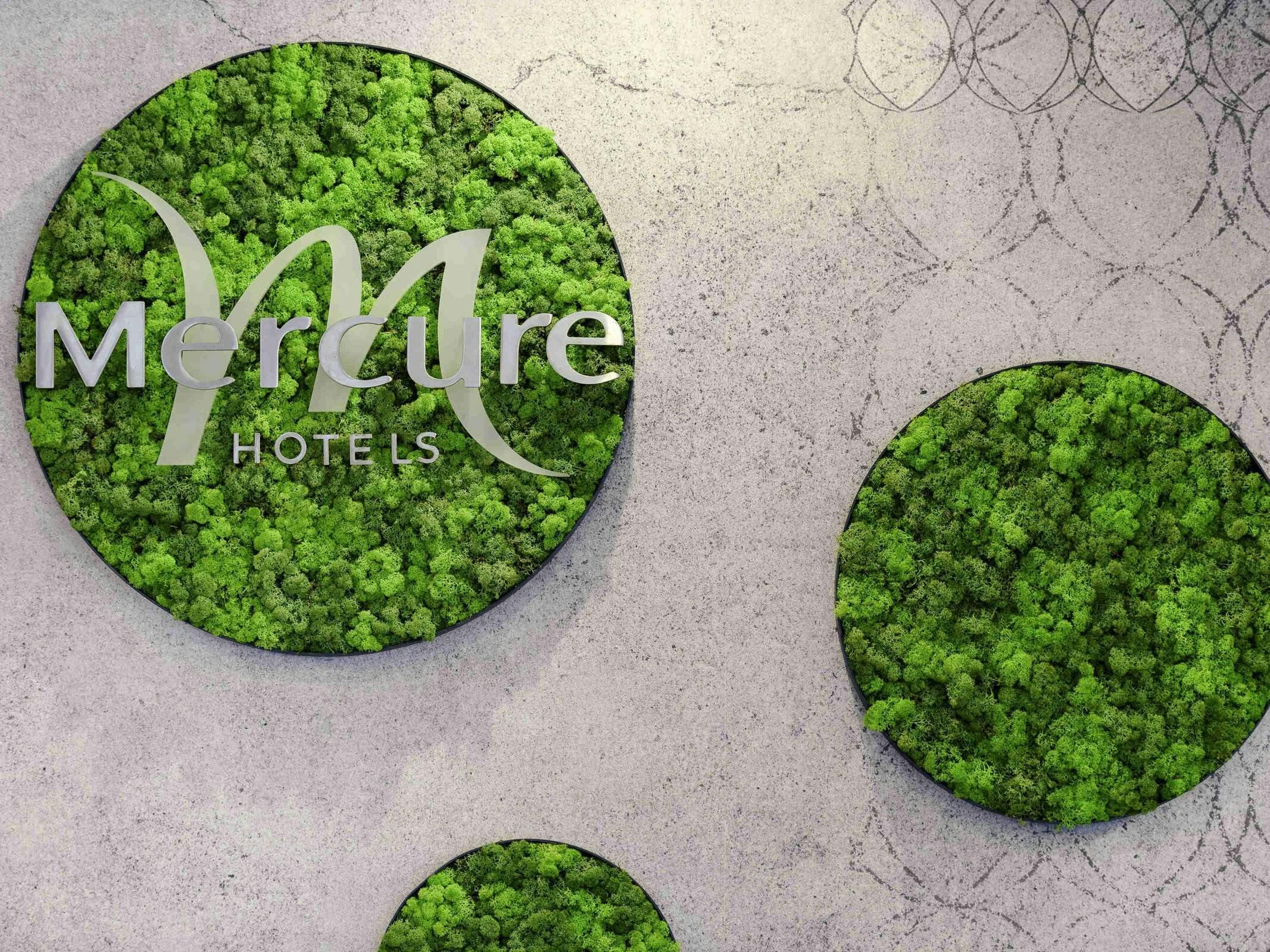 Hotel Mercure Hotel Stuttgart Gerlingen photo 2