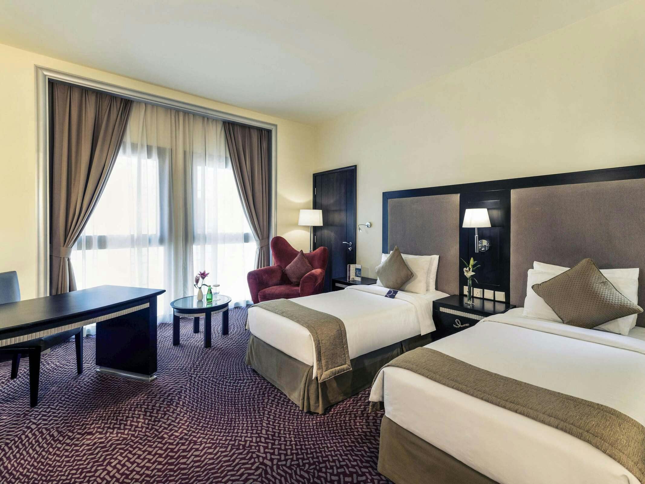 Hotel MERCURE GOLD HOTEL AL MINA RD photo 3