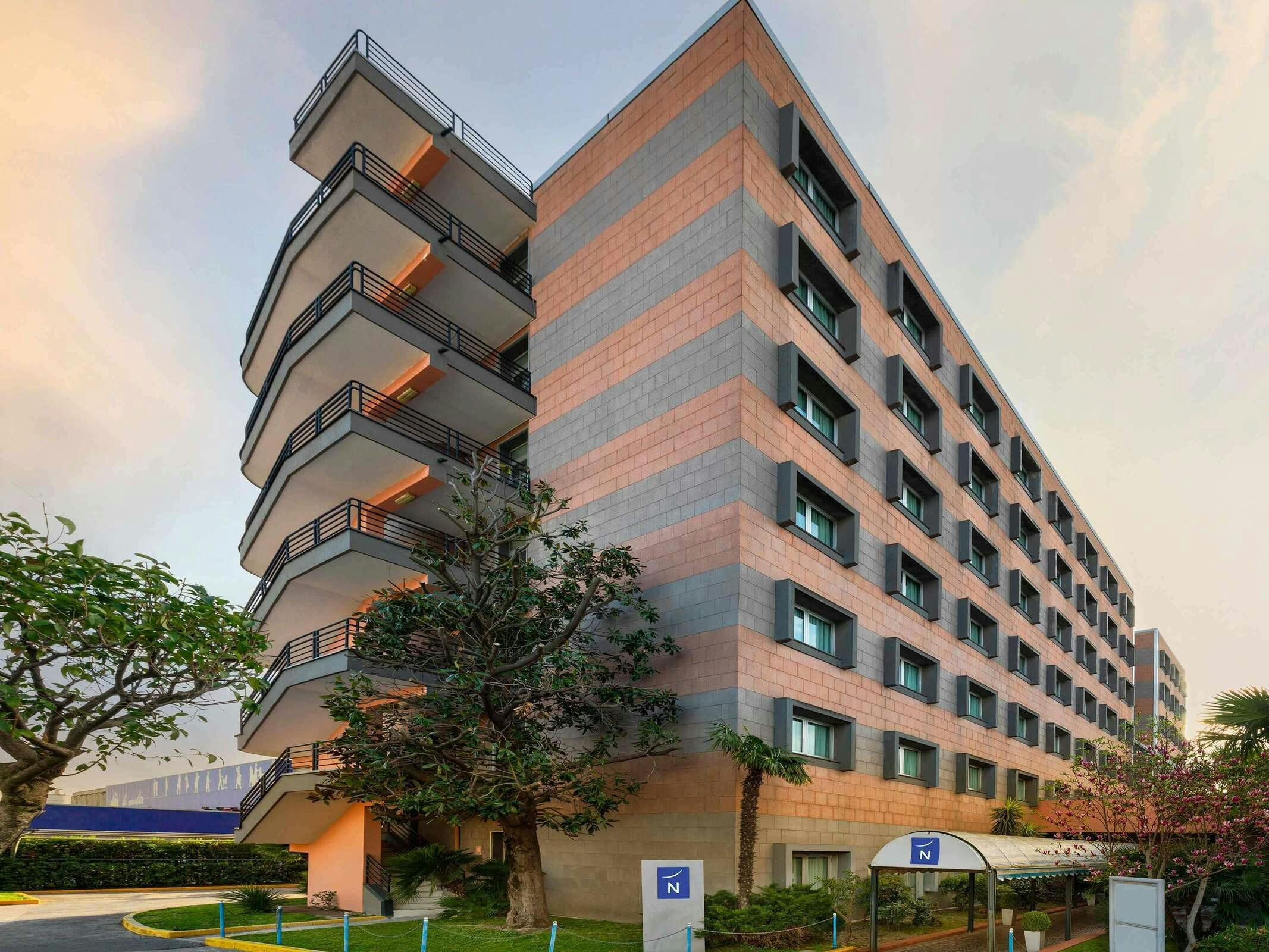 Hotel Novotel Caserta Sud photo 1
