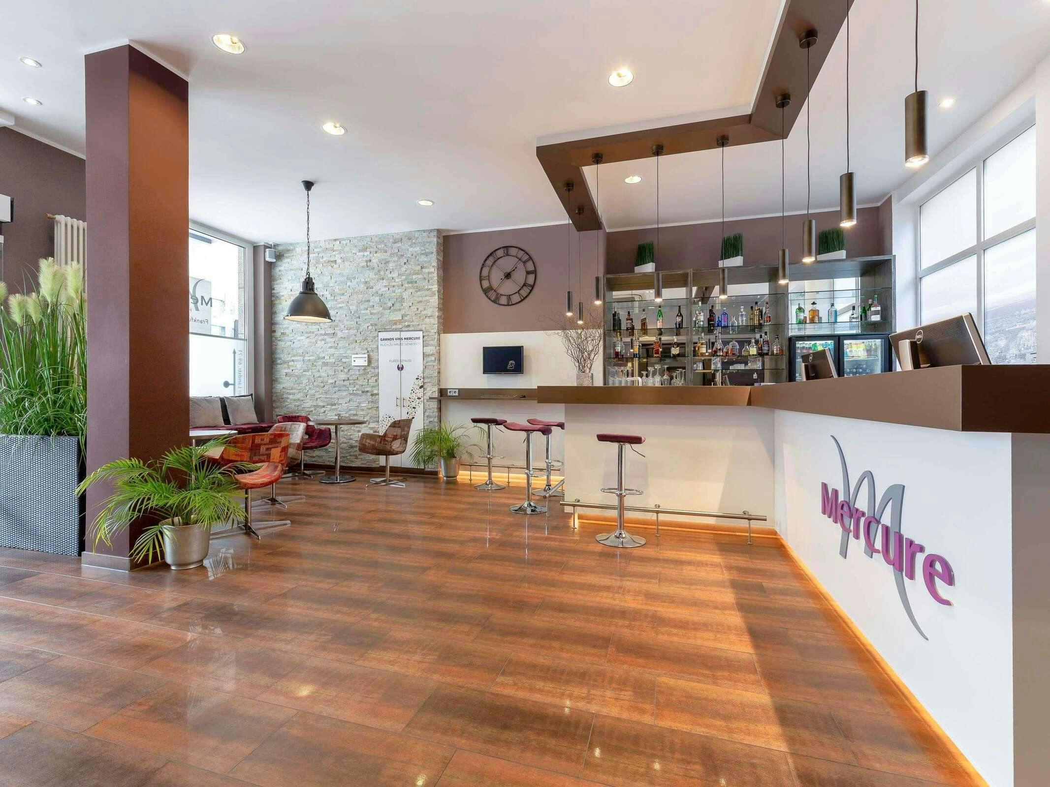 Hotel Mercure Hotel Frankfurt City Messe photo 2