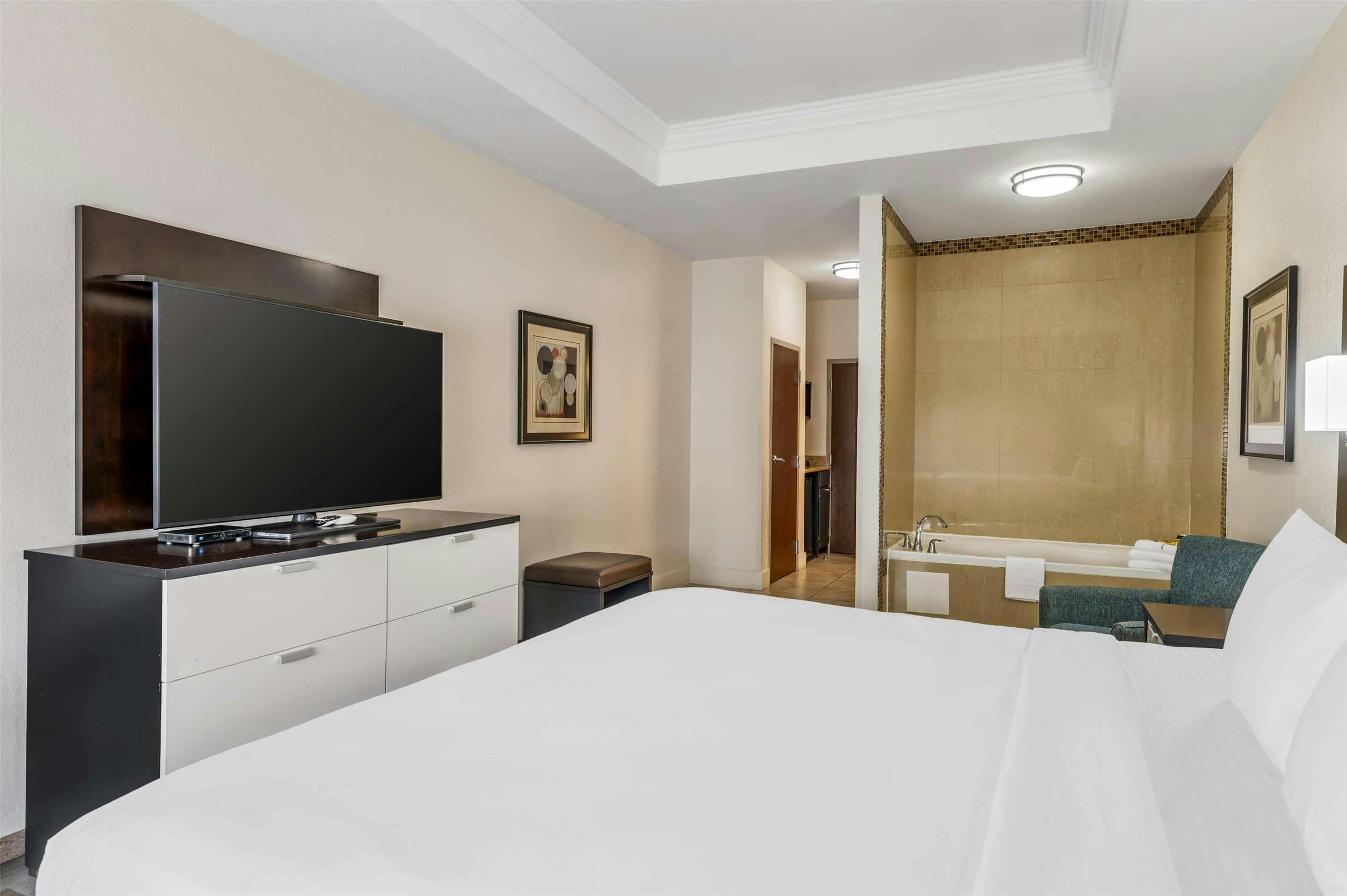 Hotel Best Western Plus JFK Inn & Suites photo 1