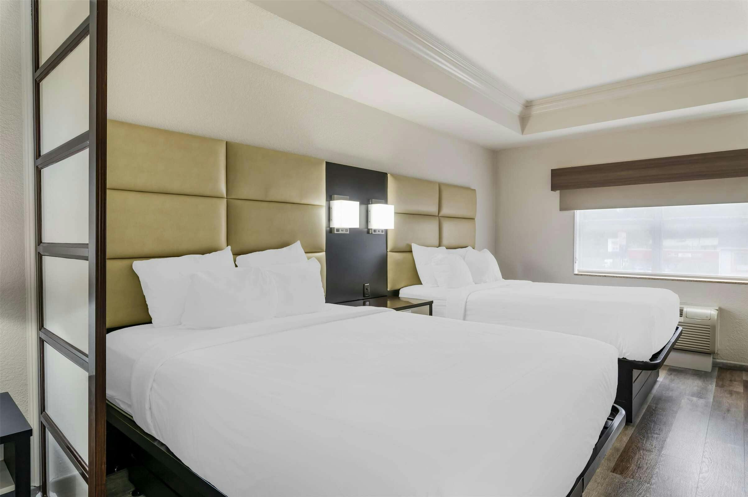 Hotel Best Western Plus JFK Inn & Suites photo 2