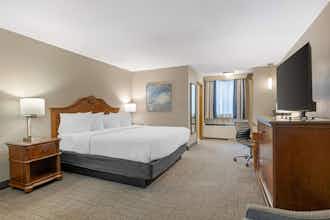 Hotel Best Western Plus Dubuque Hotel & Conference Center photo 1