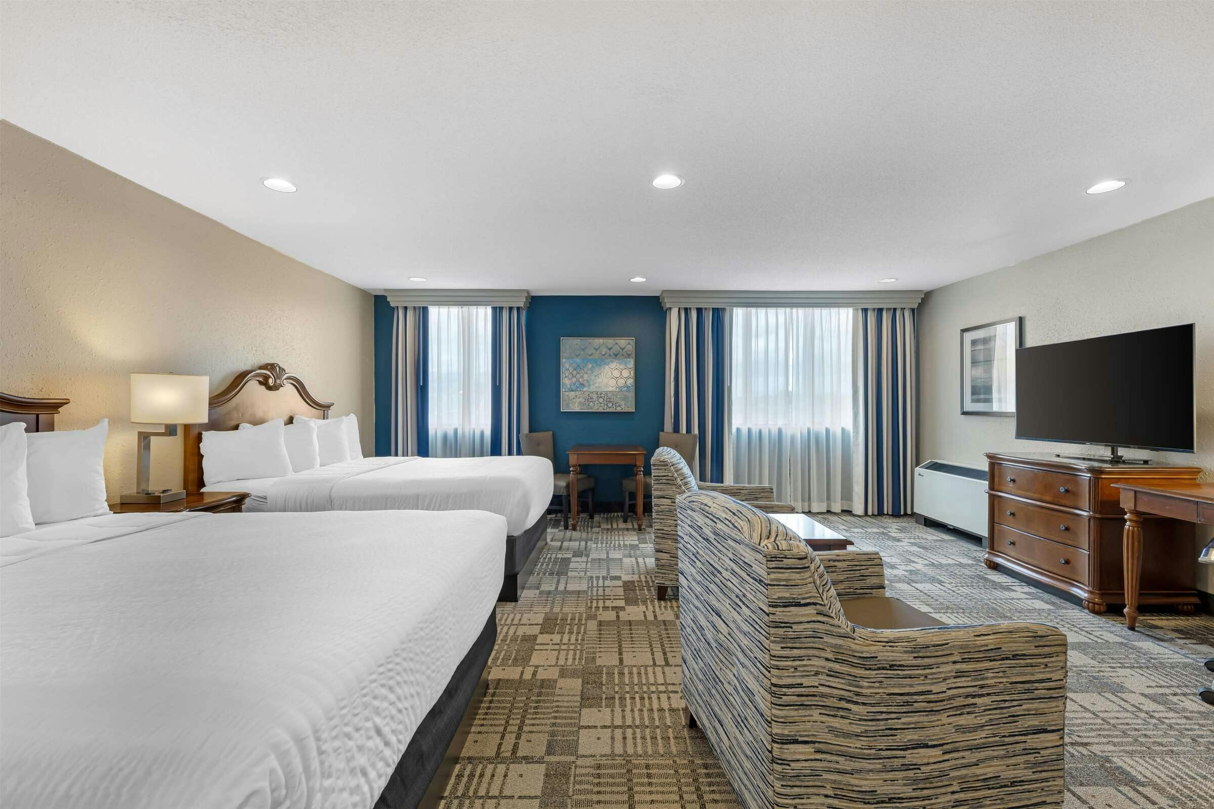 Hotel Best Western Plus Dubuque Hotel & Conference Center photo 3