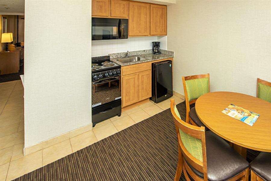 Hotel Barclay Towers Suites photo 2