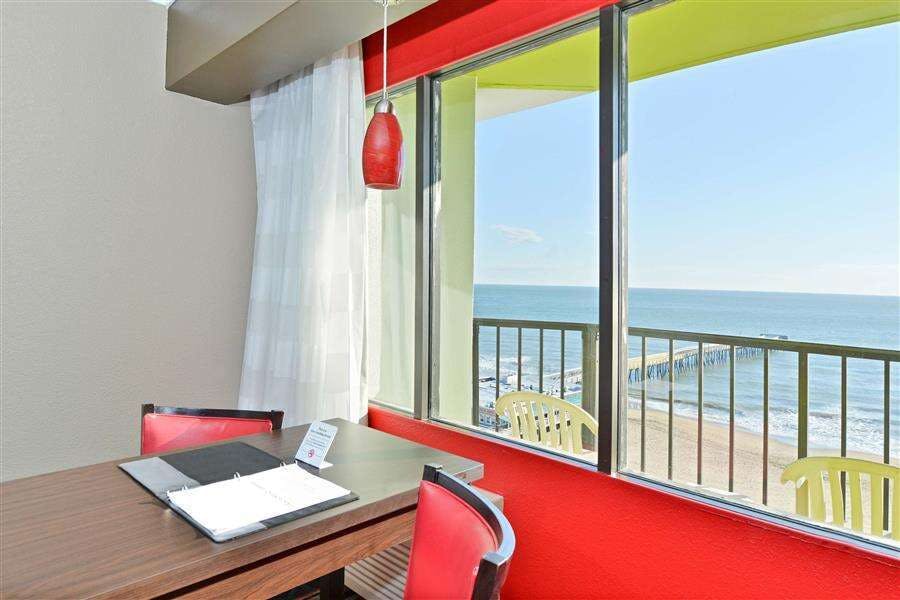 Hotel Sandcastle Resort On The Beach photo 2