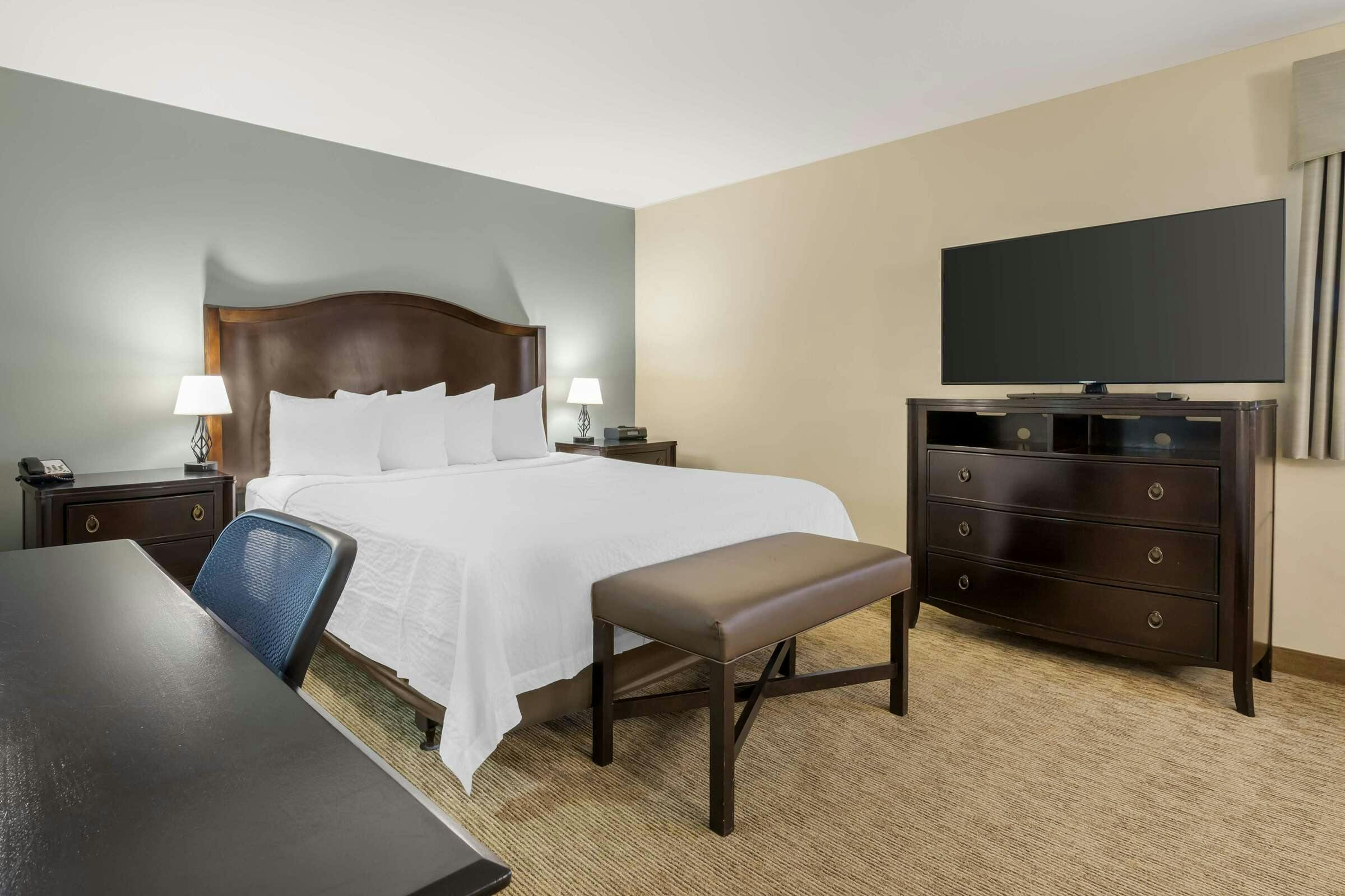 Hotel Best Western Plus InnTowner Madison photo 5
