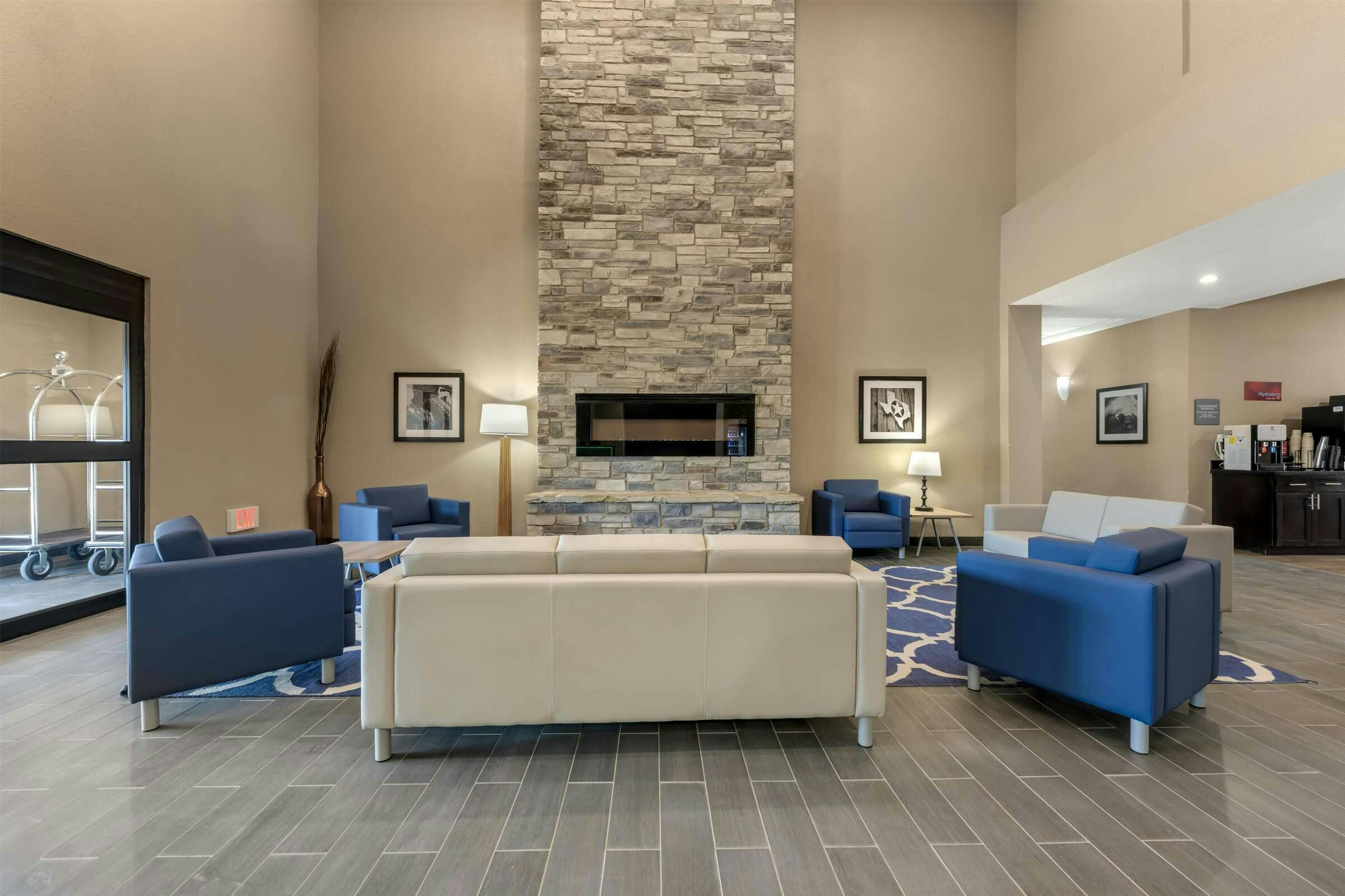 Hotel Best Western Plus Big Lake Inn photo 5