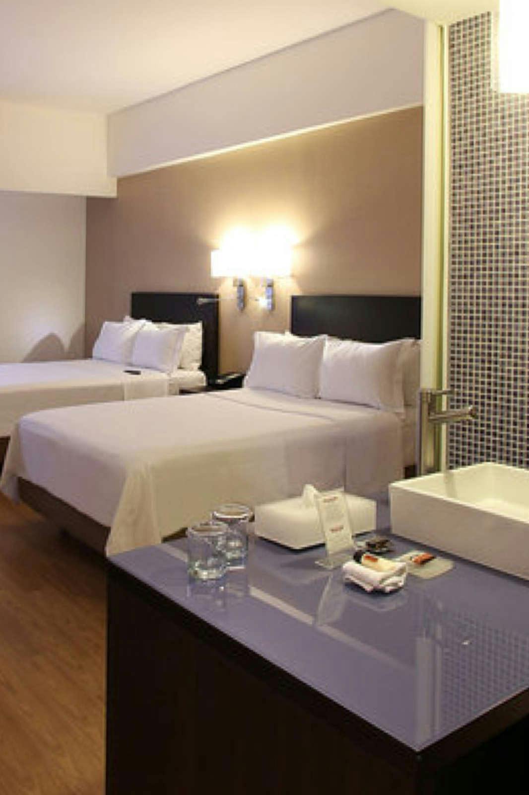 Hotel Fiesta Inn Tlalnepantla photo 1