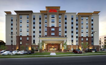 Hampton Inn & Suites Falls Church