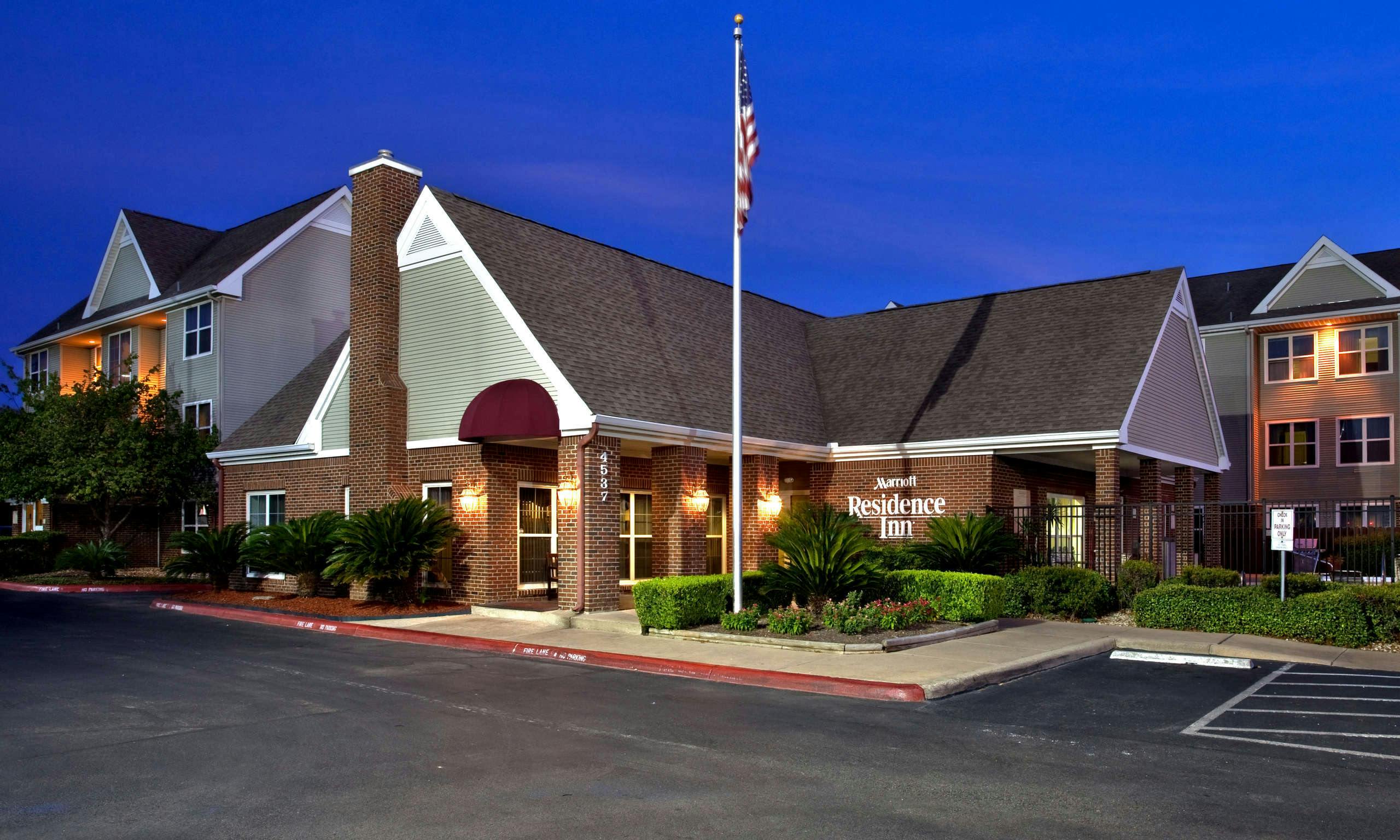 Residence Inn By Marriott Austin South