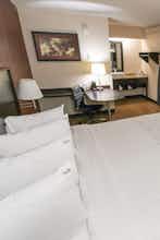 Hotel Red Roof PLUS+ Birmingham East - Irondale/ Airport photo 3