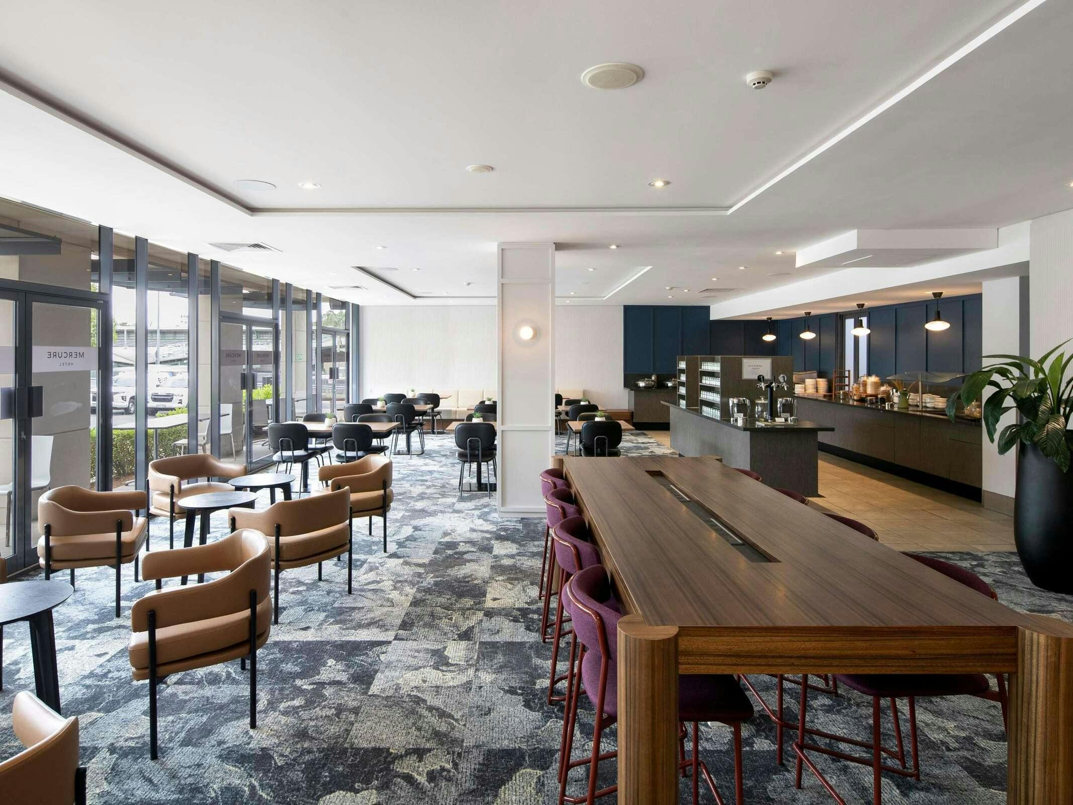 Hotel Mercure Brisbane Garden City photo 1