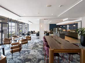 Hotel Mercure Brisbane Garden City photo 1