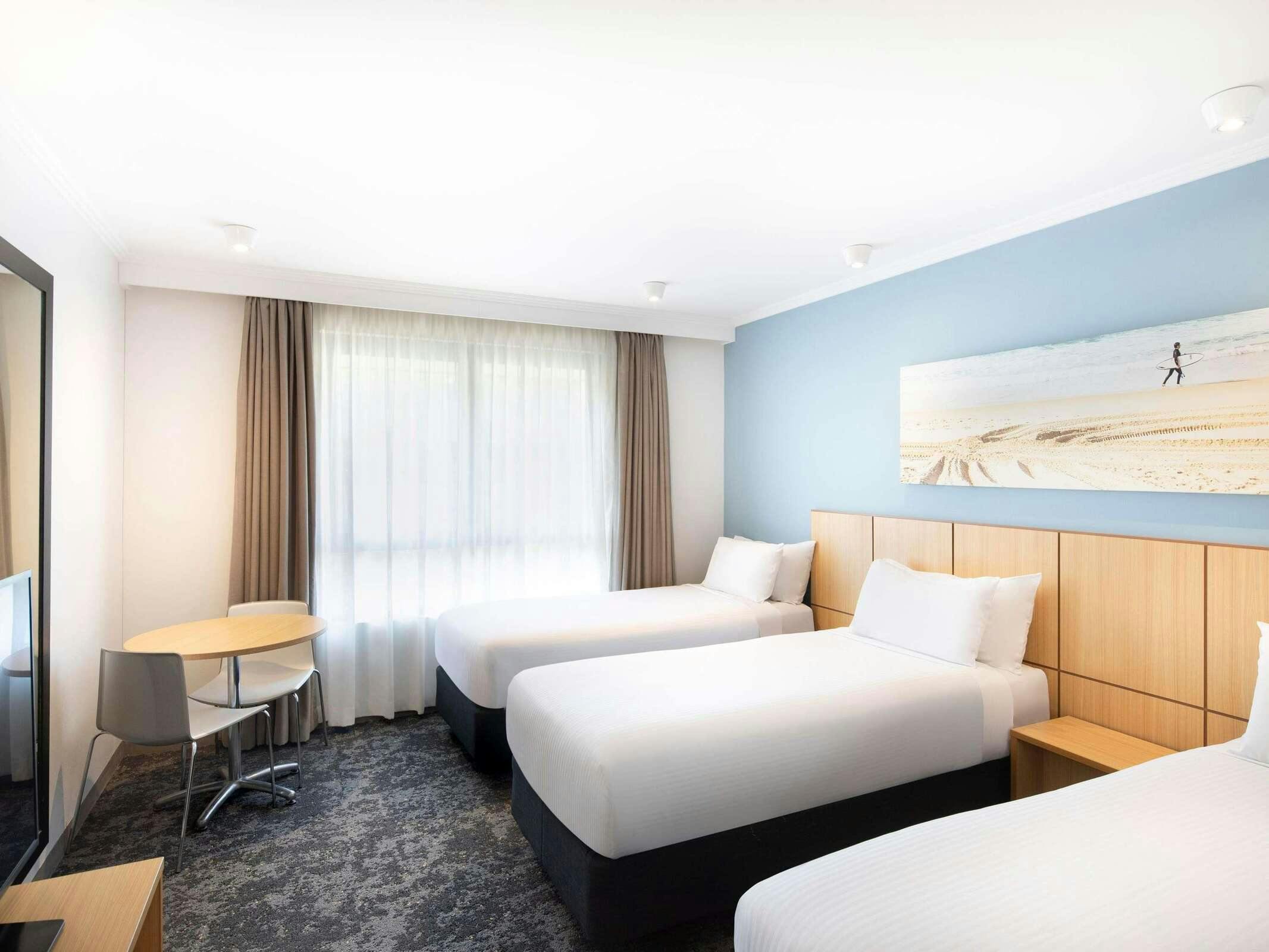 Hotel Mercure Brisbane Garden City photo 2