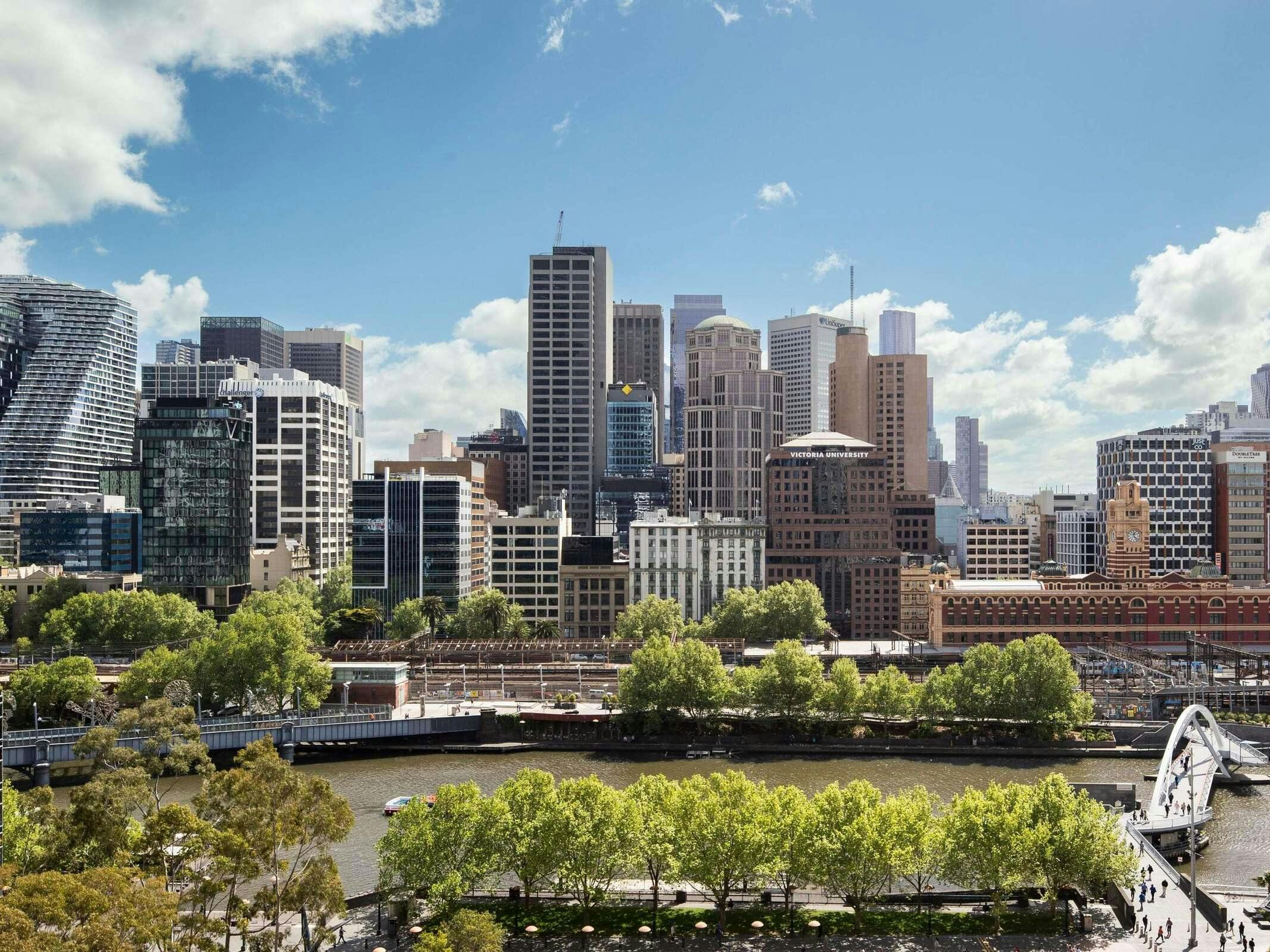 Mercure Melbourne Southbank