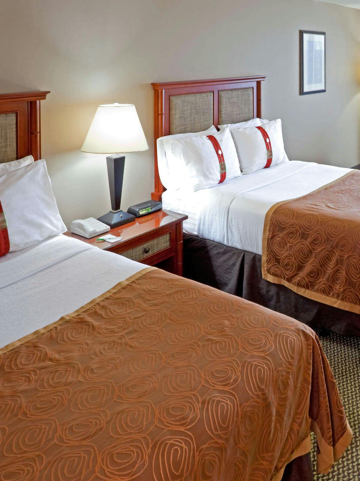 Hotel Holiday Inn Austin Town Lake photo 2