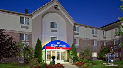 Candlewood Suites Louisville Airport