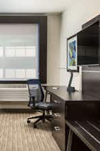 Hotel Holiday Inn Express Hotel & Suites Eugene photo 4