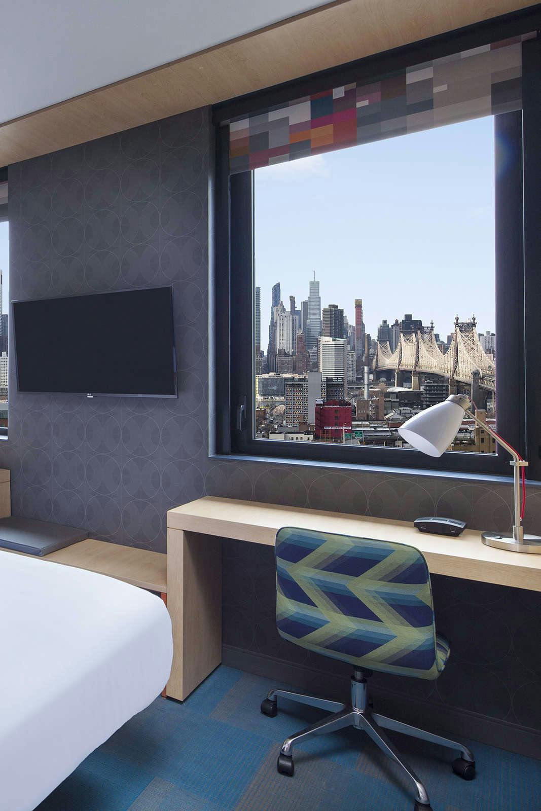 Hotel Aloft Long Island City - Manhattan View photo 3